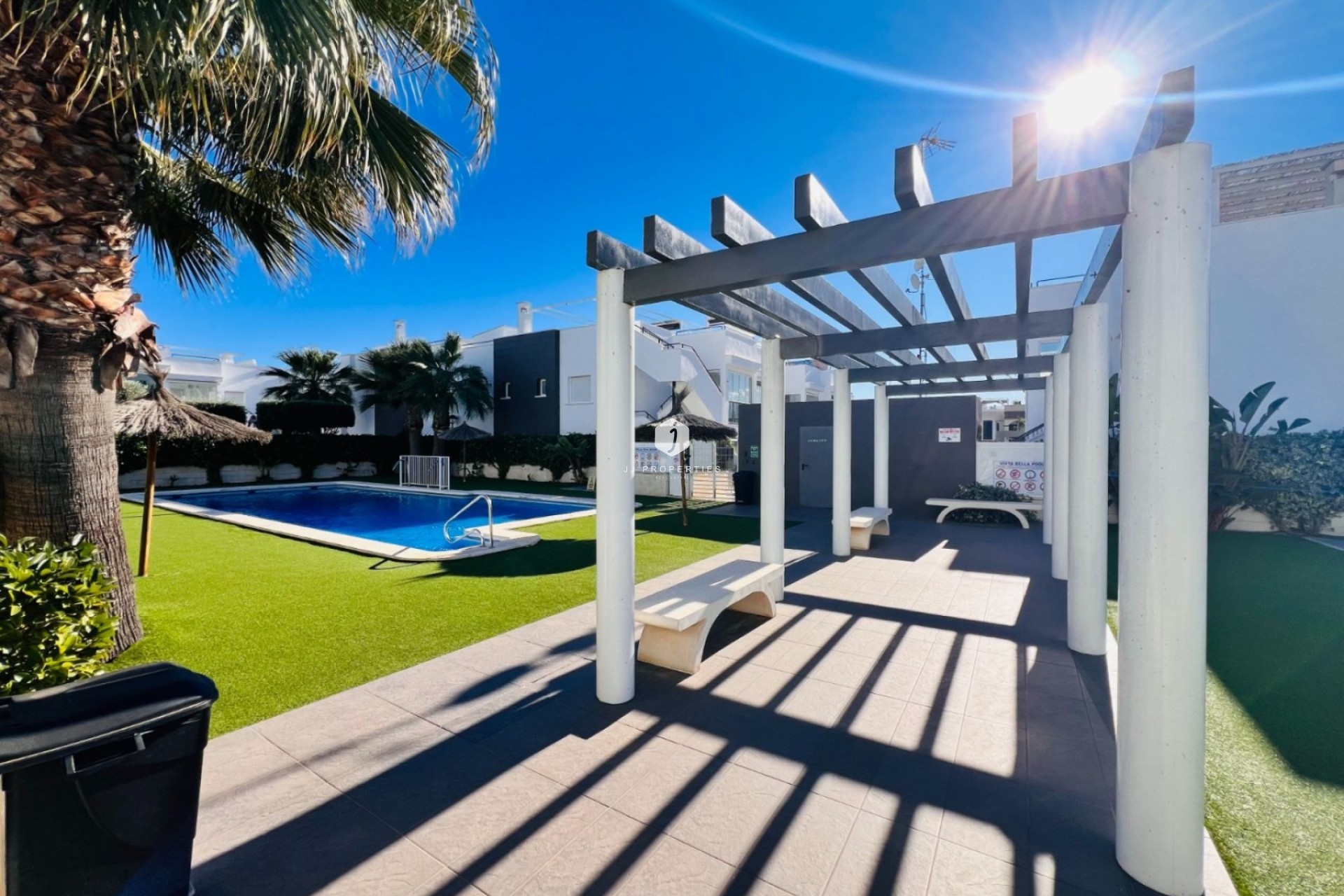 Segunda mano - Bungalow -
Torrevieja - Costa Blanca