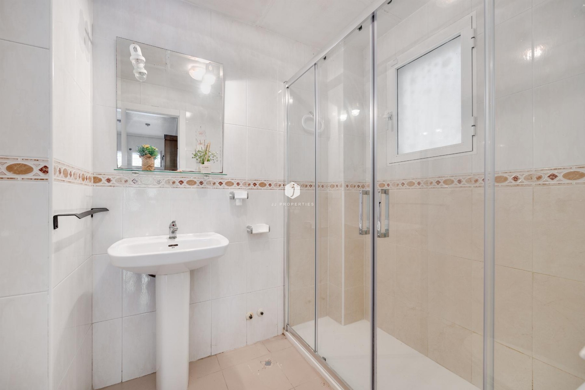 Segunda mano - Bungalow -
Torrevieja - Costa Blanca