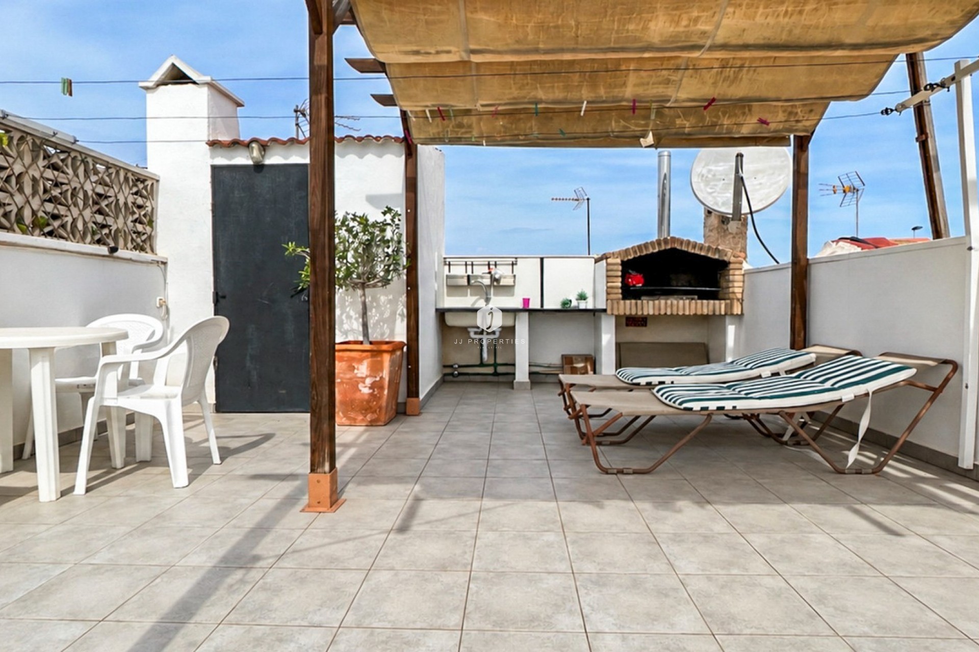 Segunda mano - Bungalow -
Torrevieja - Costa Blanca