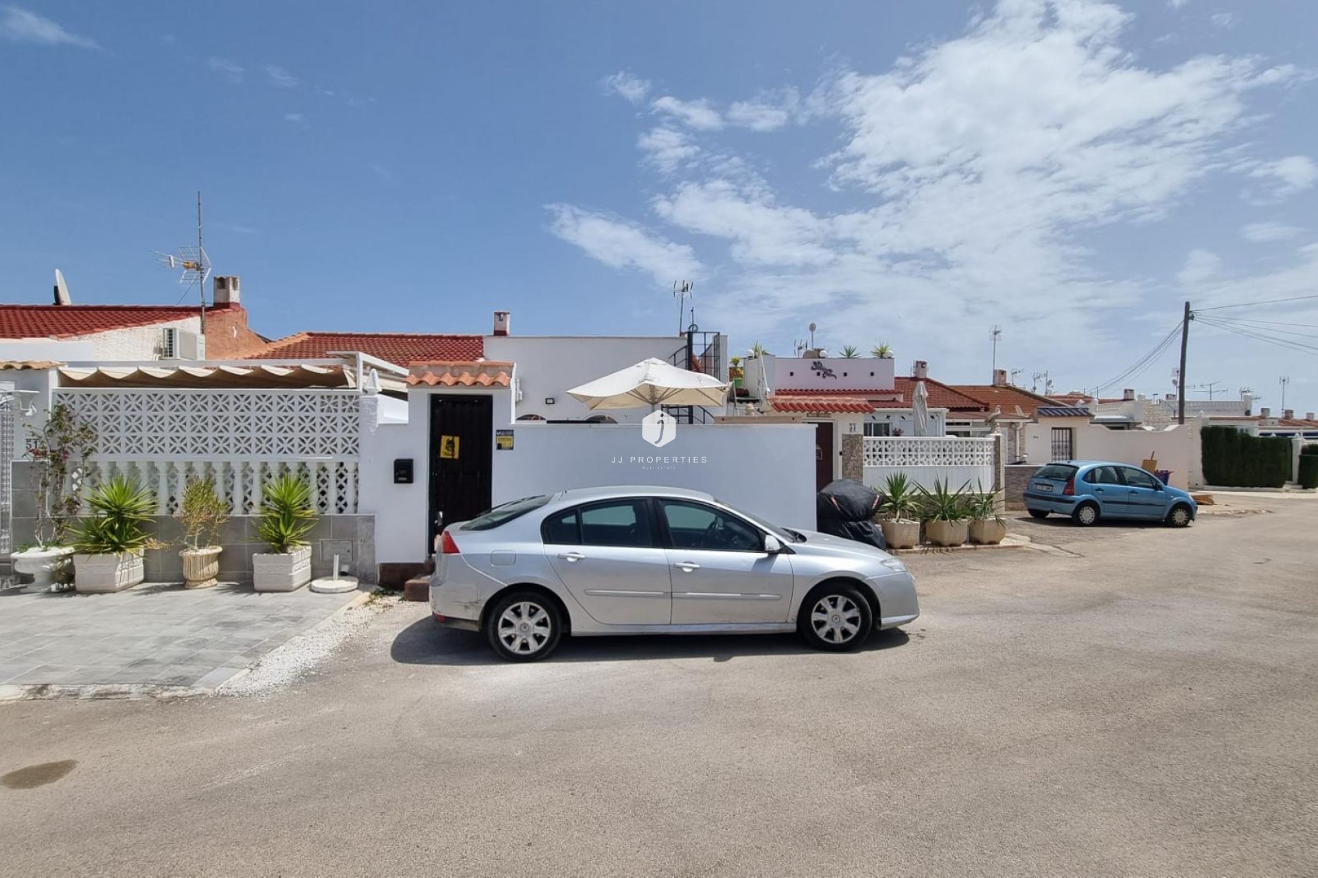 Segunda mano - Bungalow -
Torrevieja - La Siesta - El Salado - Torreta