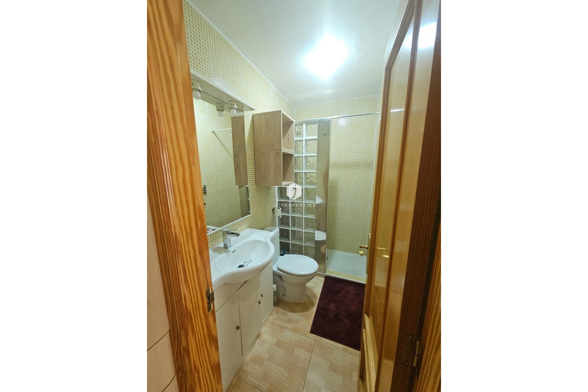 Segunda mano - Bungalow -
Torrevieja - Lago Jardin