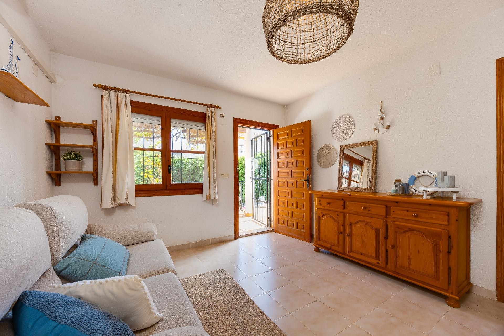Segunda mano - Bungalow -
Torrevieja - Los Balcones