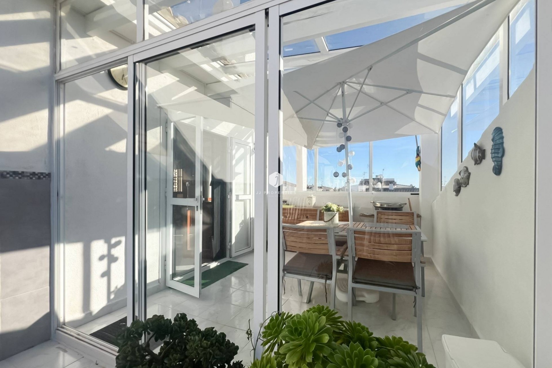 Segunda mano - Bungalow -
Torrevieja - Los Frutales