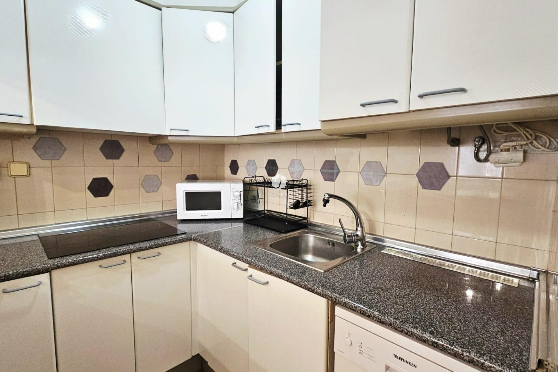 Segunda mano - Bungalow -
Torrevieja - Nueva Torrevieja