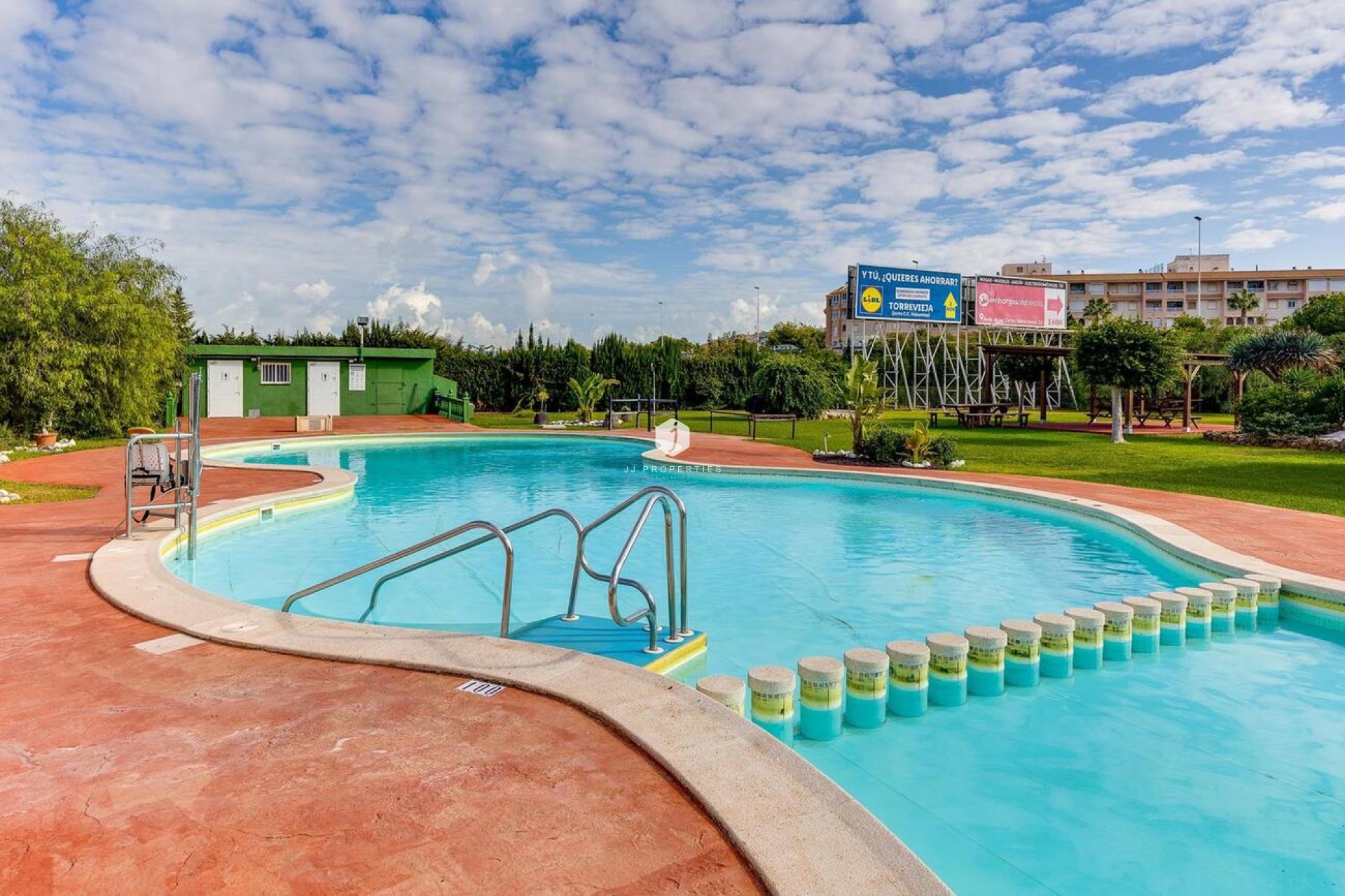Segunda mano - Bungalow -
Torrevieja - PARQUE DE LAS NACIONES