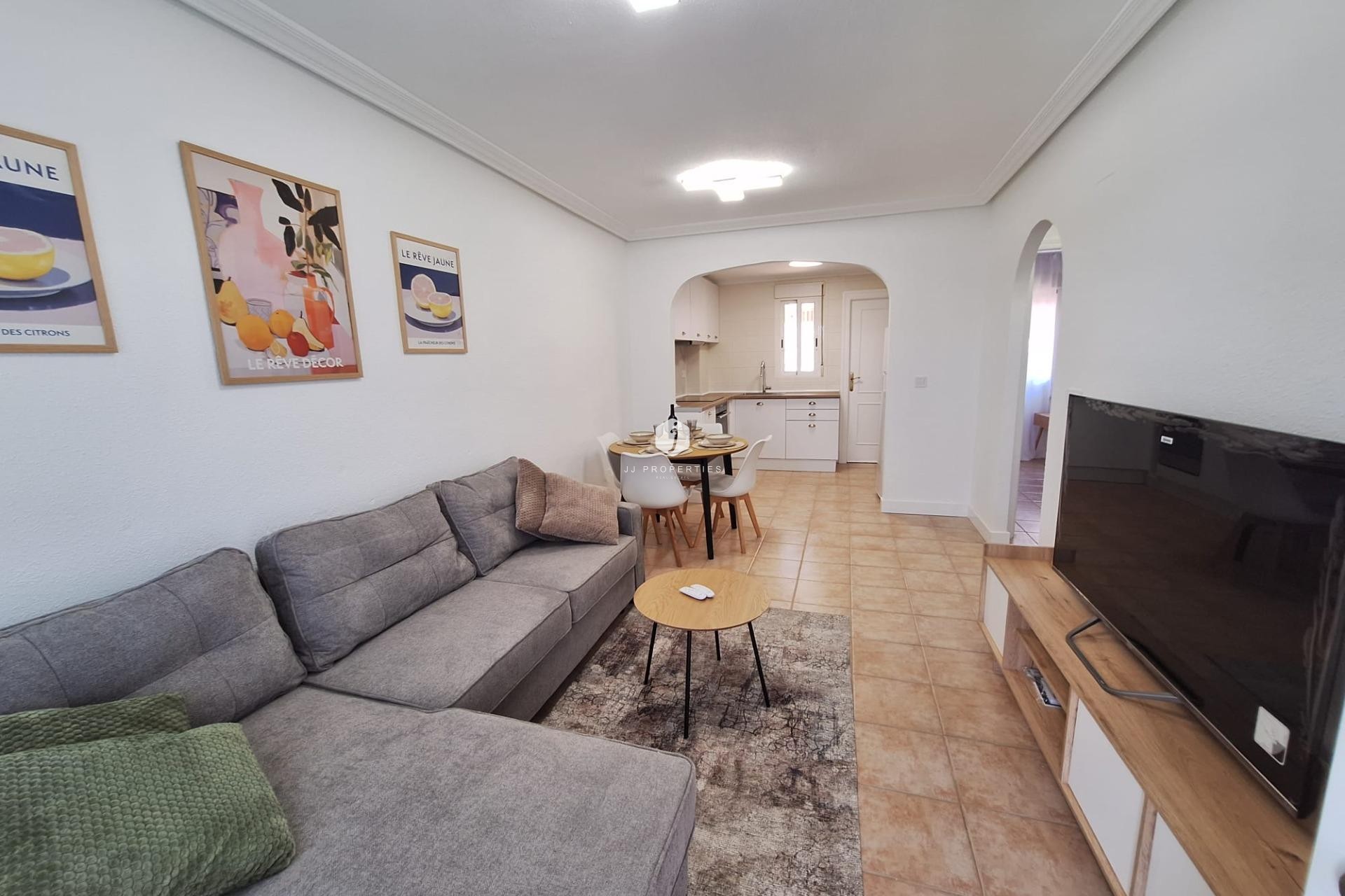 Segunda mano - Bungalow -
Torrevieja - Sector 25
