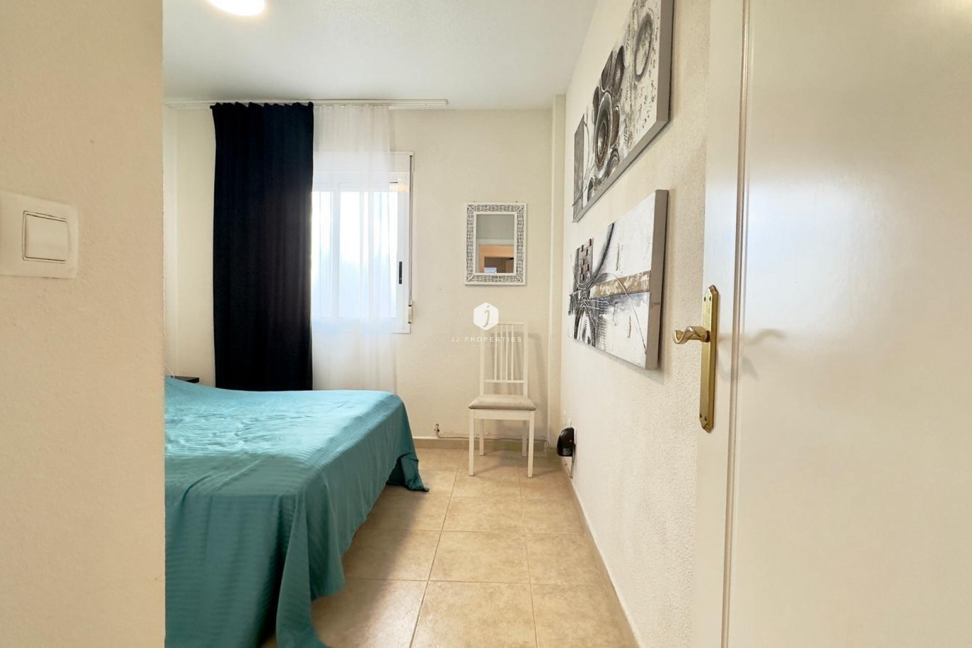 Segunda mano - Bungalow -
Torrevieja - Torreblanca