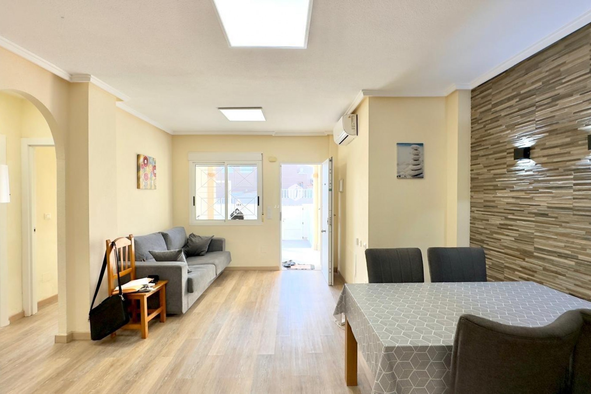 Segunda mano - Bungalow -
Torrevieja - Torreblanca