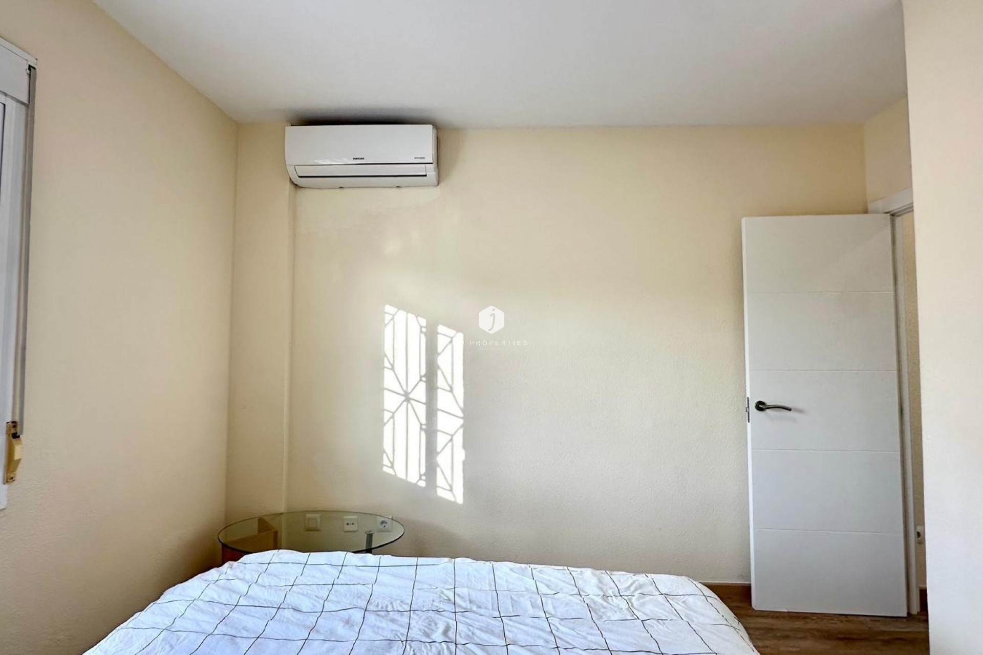 Segunda mano - Bungalow -
Torrevieja - Torreblanca
