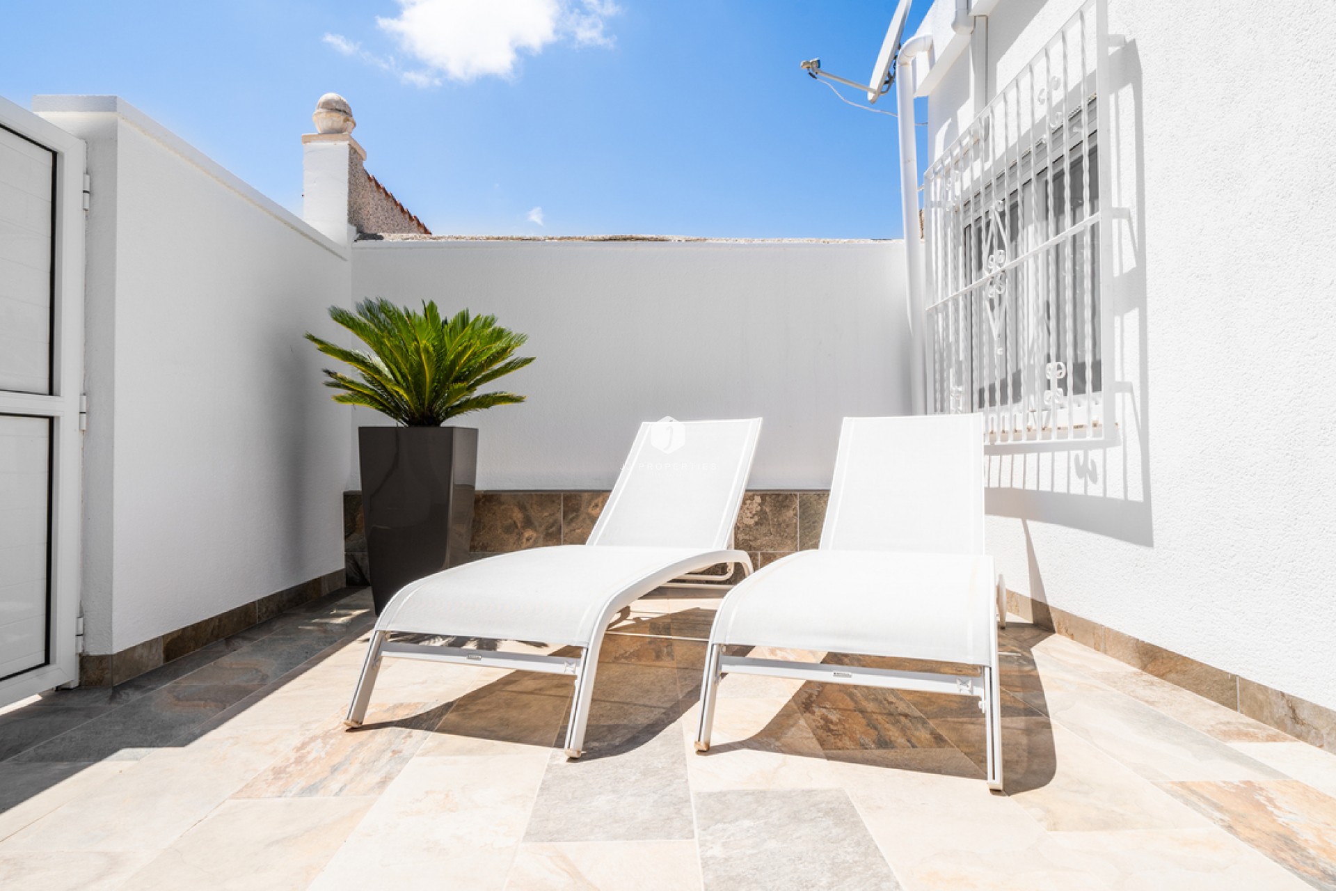 Segunda mano - Bungalow -
Torrevieja - Torretas