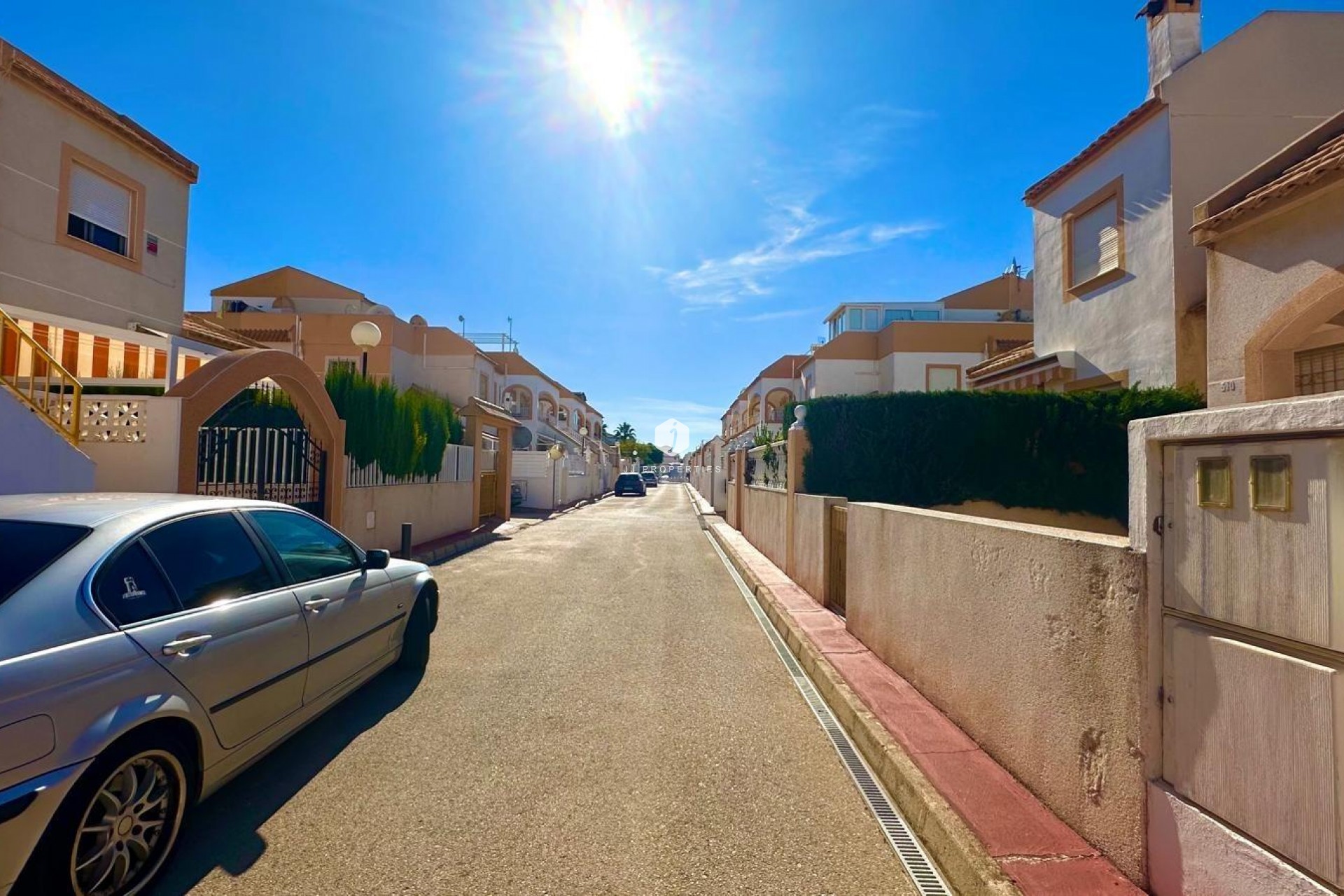 Segunda mano - Bungalow -
Torrevieja - Torretas
