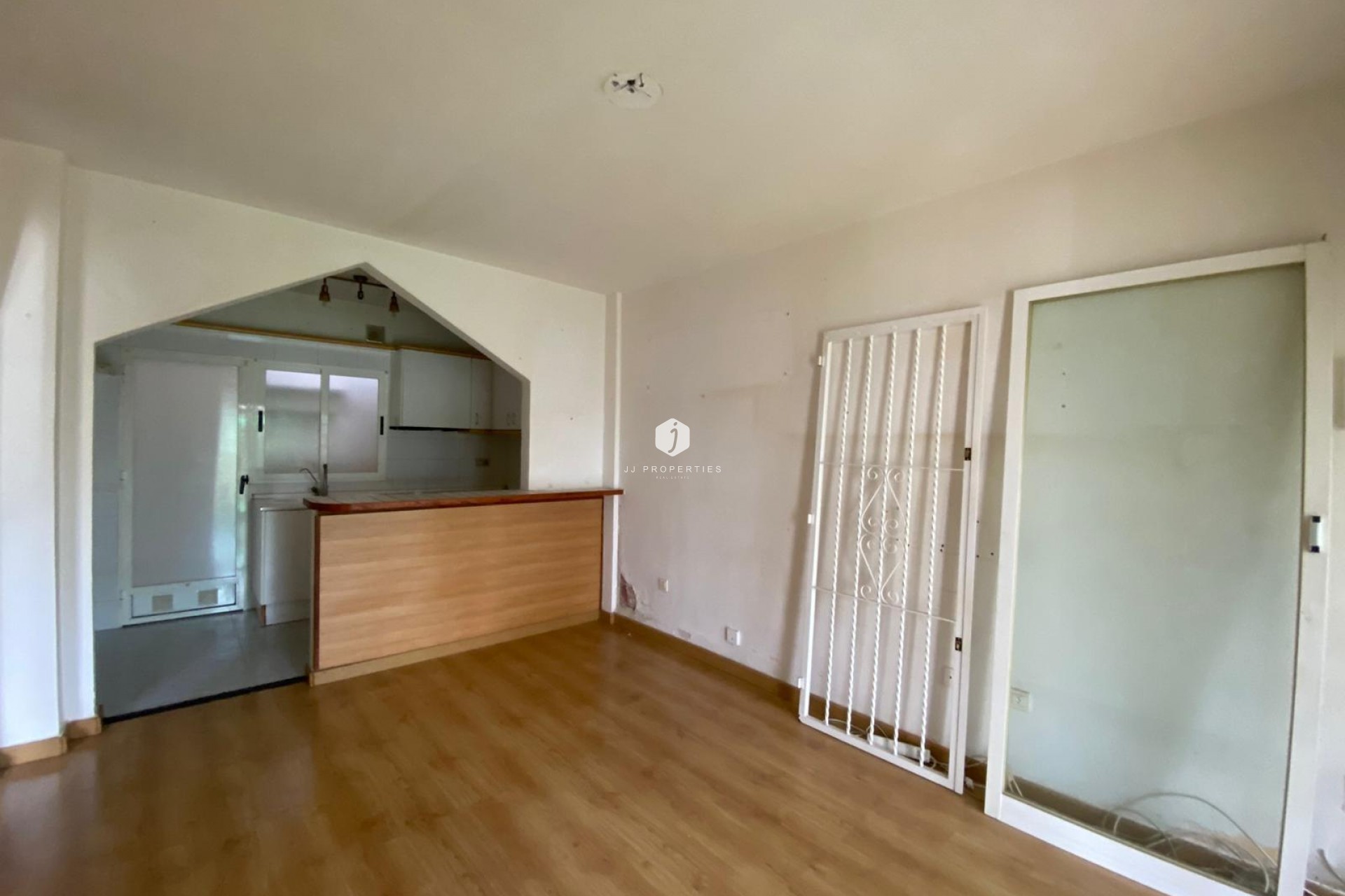 Segunda mano - Bungalow -
Torrevieja - Torretas