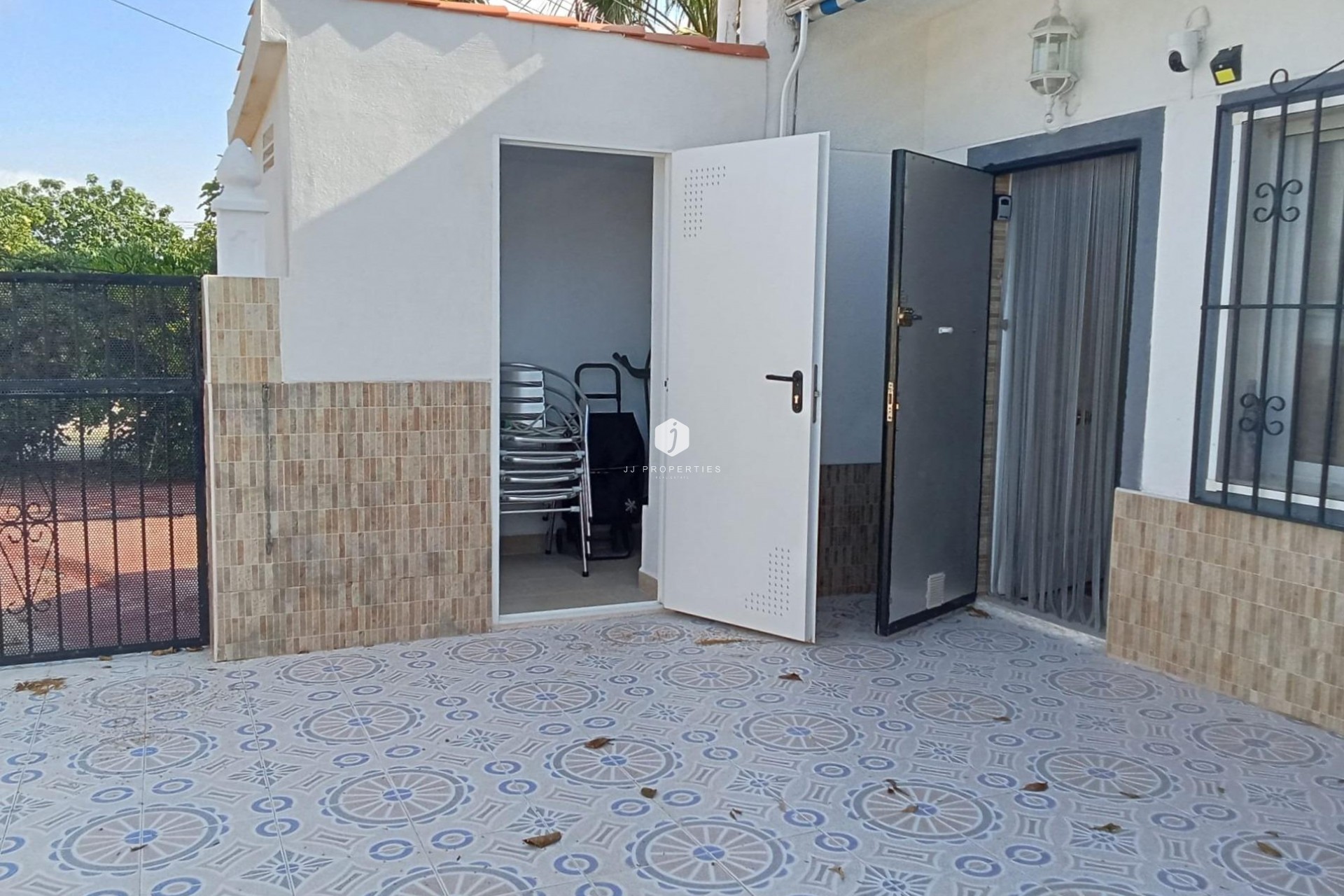 Segunda mano - Bungalow -
Torrevieja - Torretas