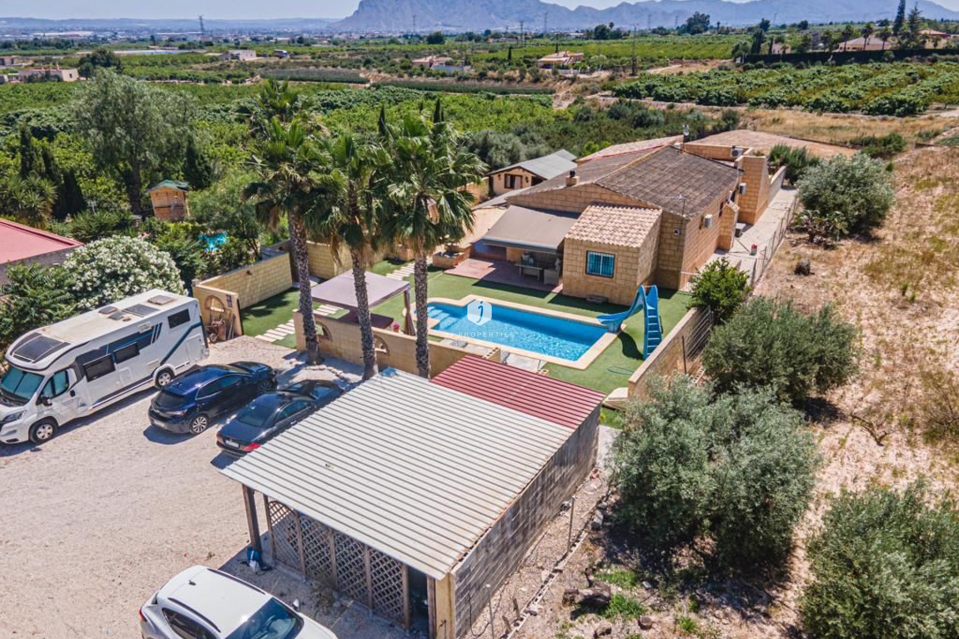 Segunda mano - Casa de campo -
Albatera - Inland