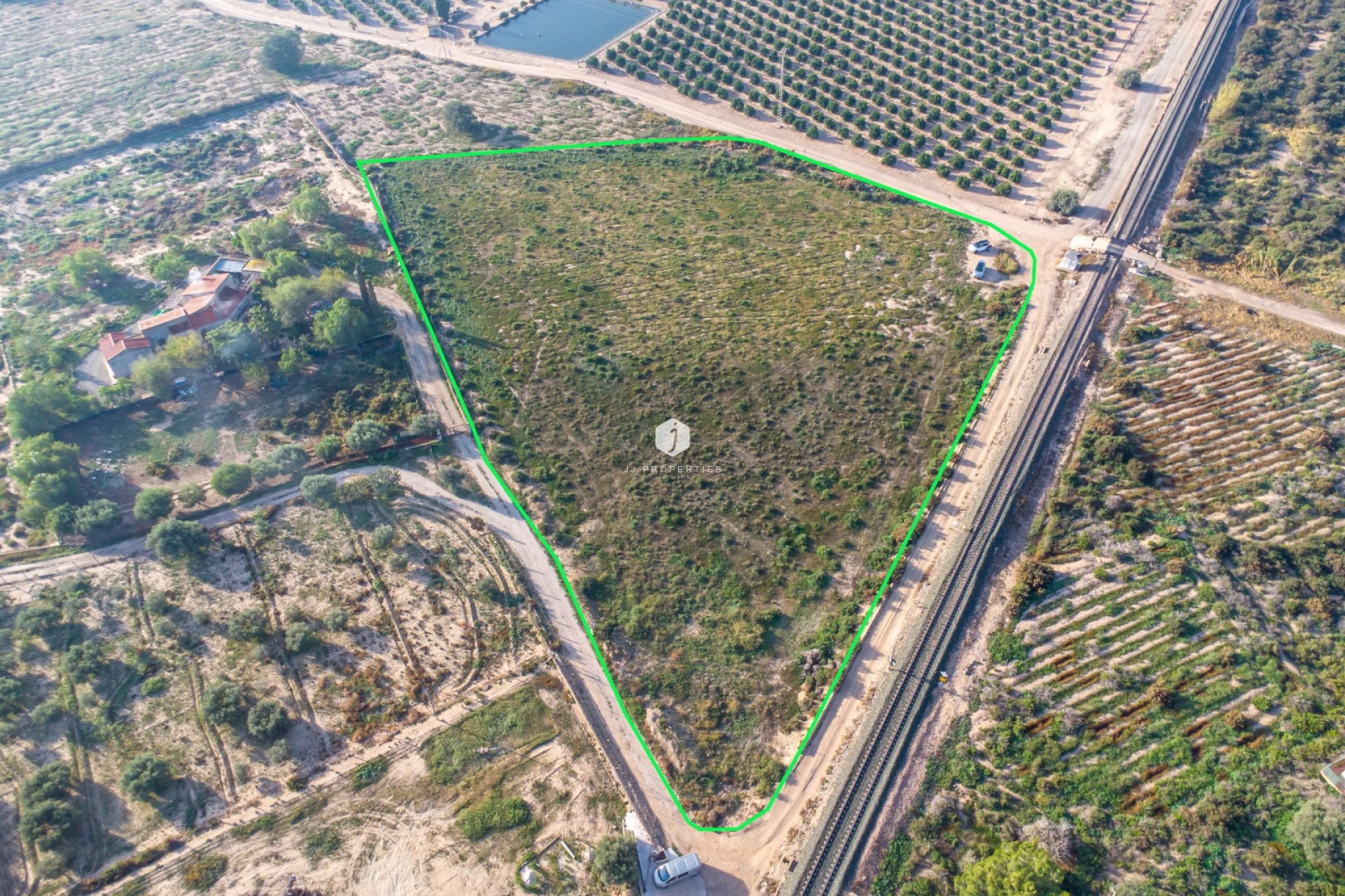 Segunda mano - Casa de campo -
Crevillente