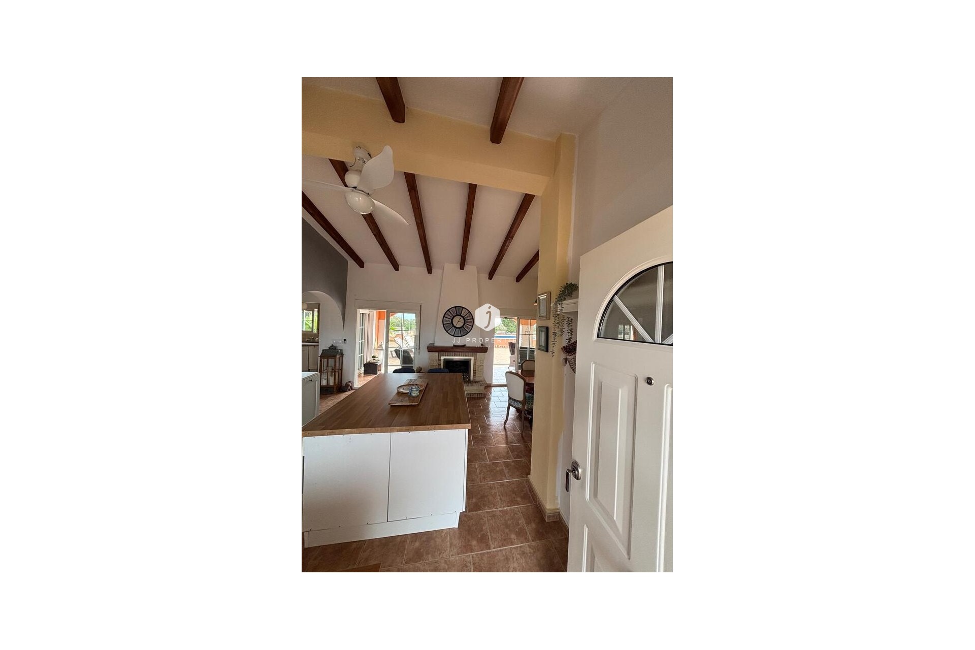 Segunda mano - Casa de campo -
Dolores - Costa Blanca