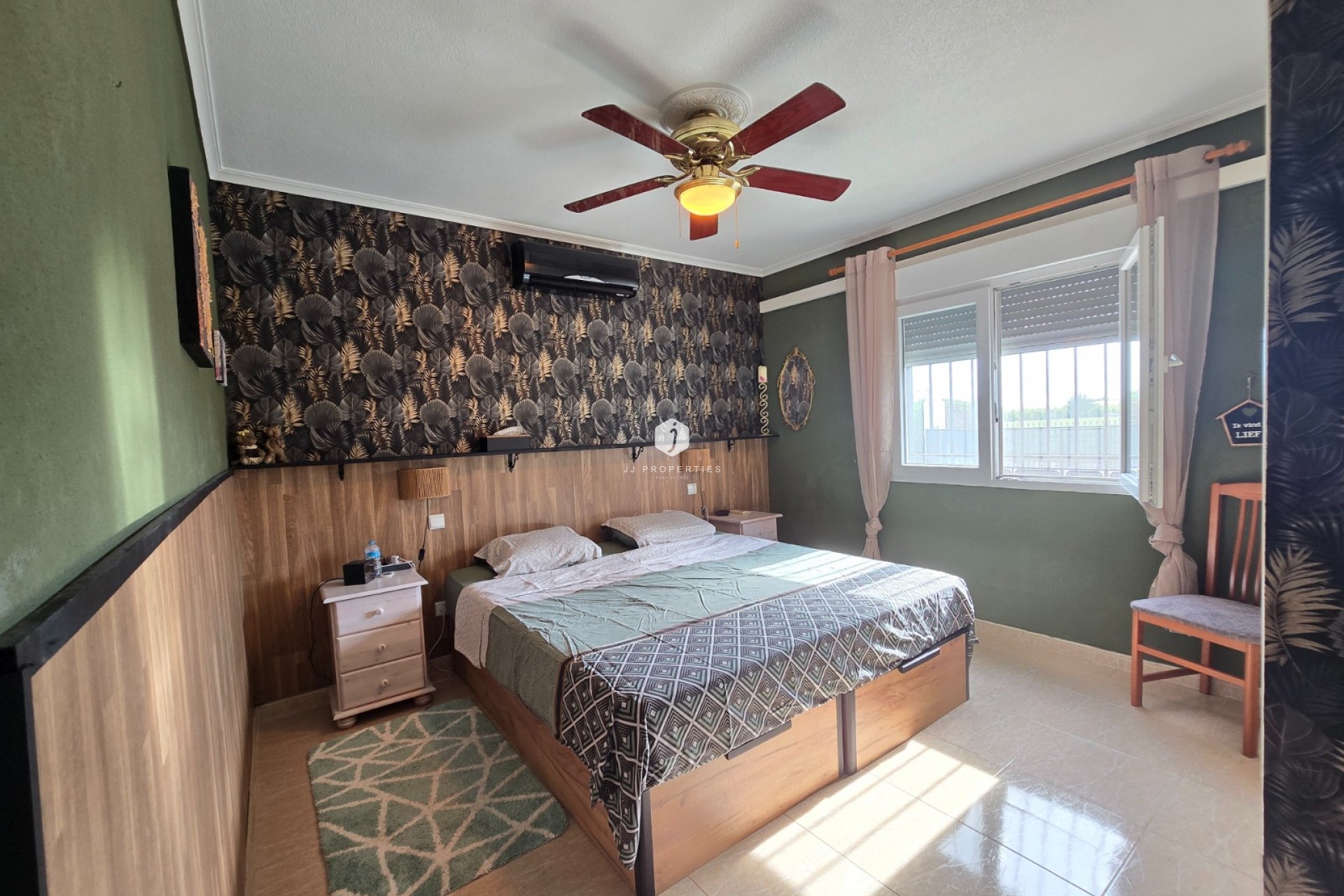 Segunda mano - Casa de campo -
Dolores - Costa Blanca