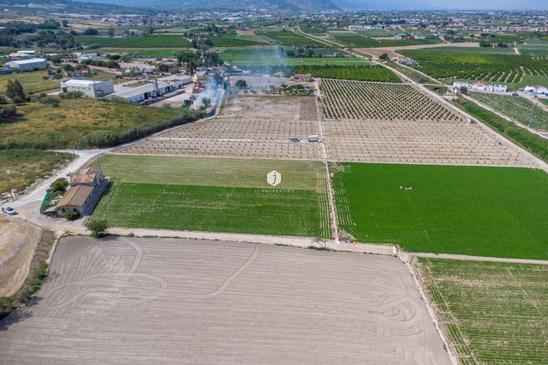 Segunda mano - Casa de campo -
Orihuela - Desamparados