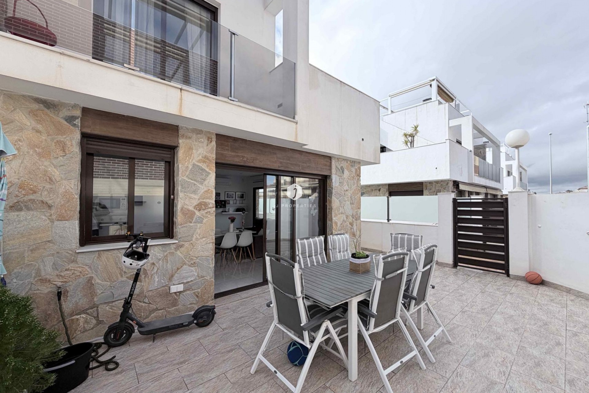 Segunda mano - Chalet -
Cabo Roig - Costa Blanca