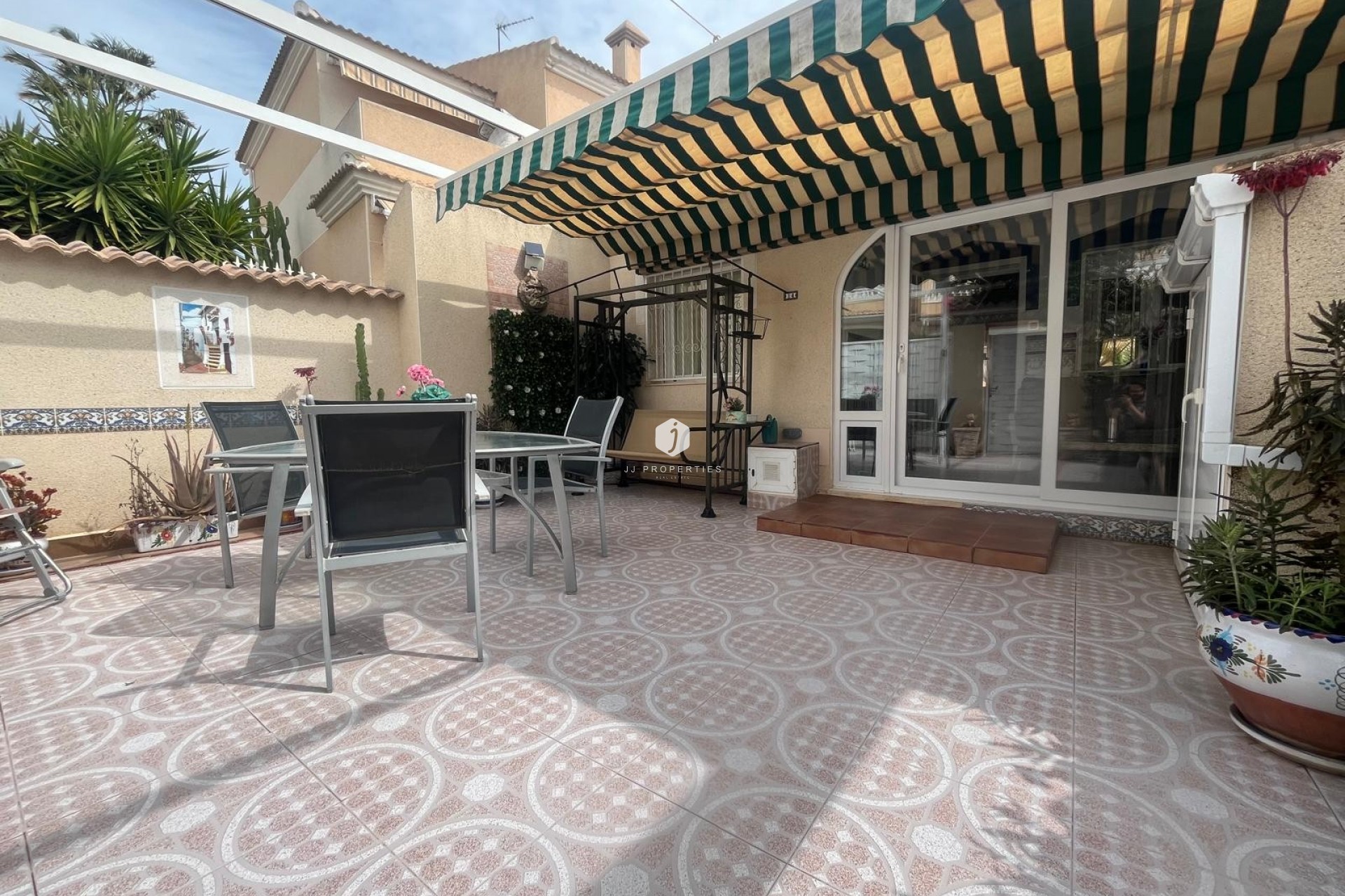 Segunda mano - Chalet -
Ciudad Quesada - Costa Blanca