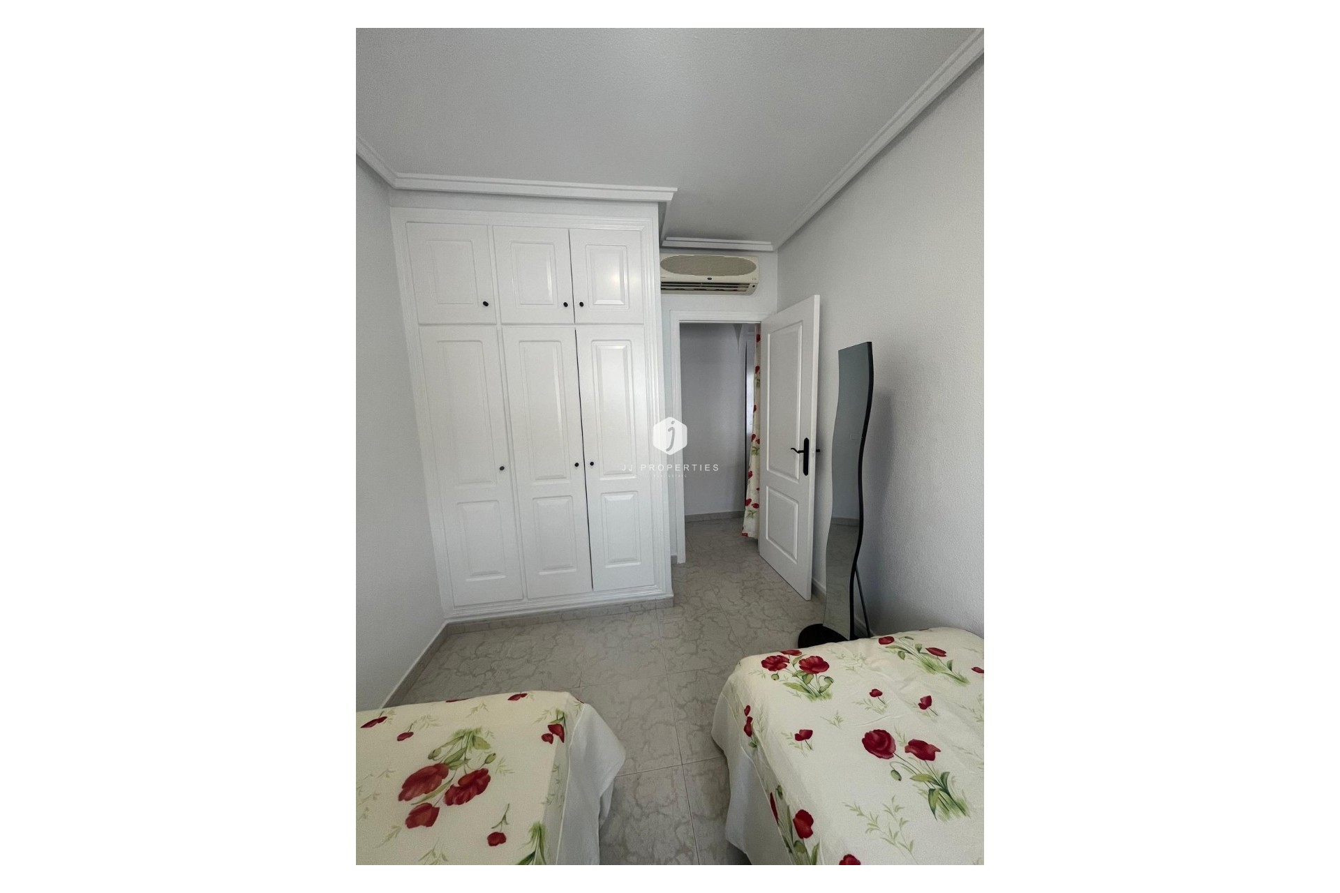 Segunda mano - Chalet -
Ciudad Quesada - Costa Blanca