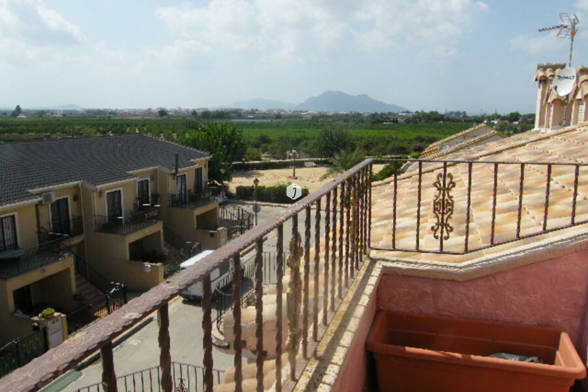 Segunda mano - Chalet -
Daya Nueva - Costa Blanca