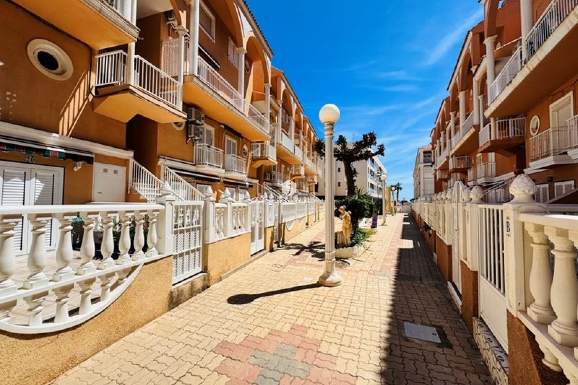 Segunda mano - Chalet -
La Mata - Costa Blanca