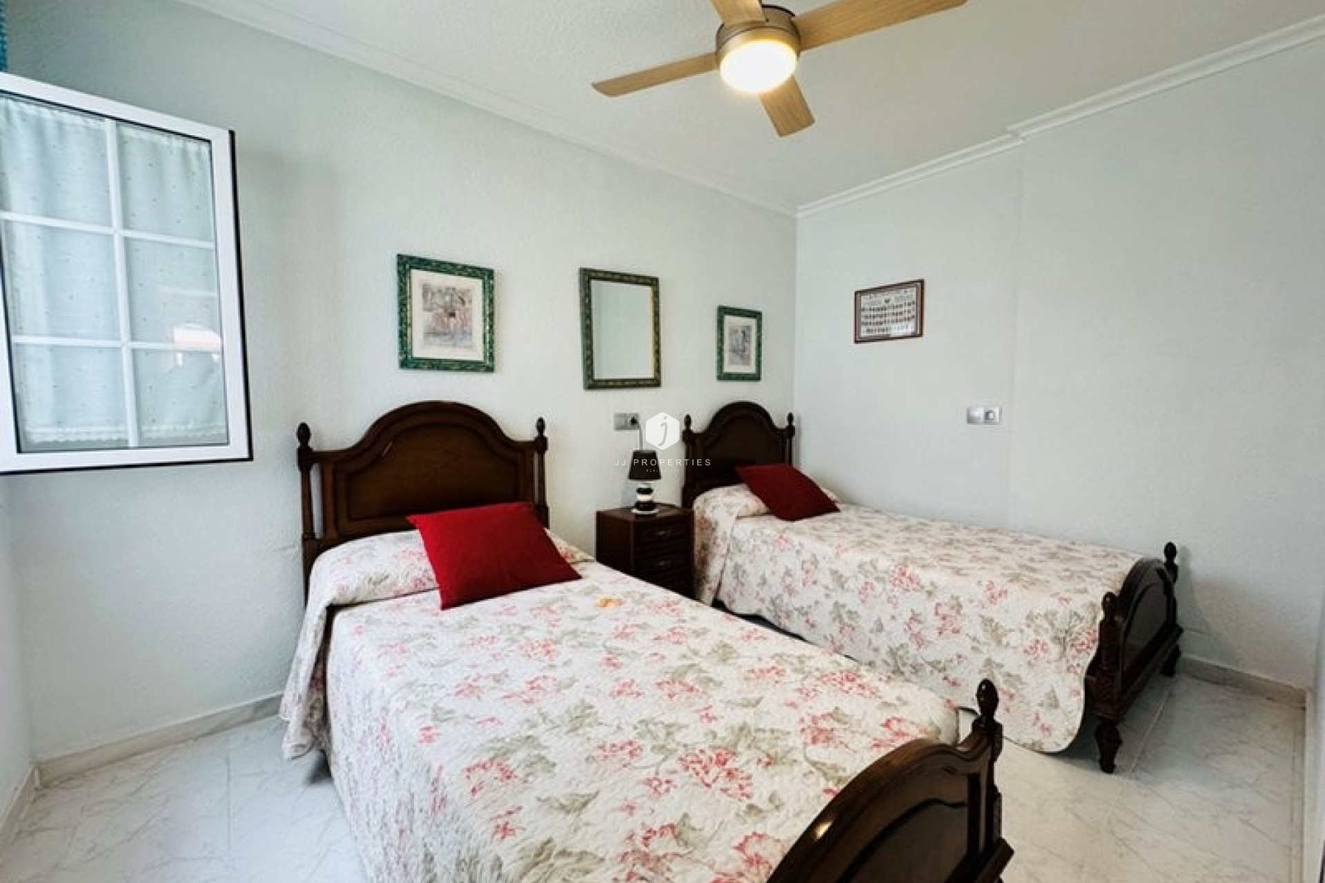 Segunda mano - Chalet -
La Mata - Costa Blanca