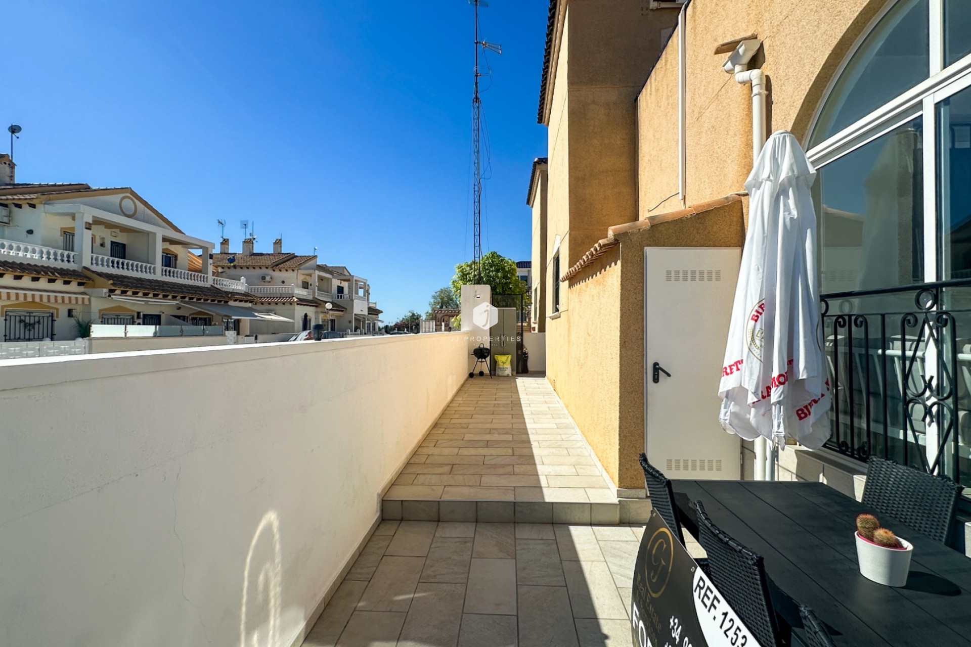 Segunda mano - Chalet -
Los Altos - Costa Blanca