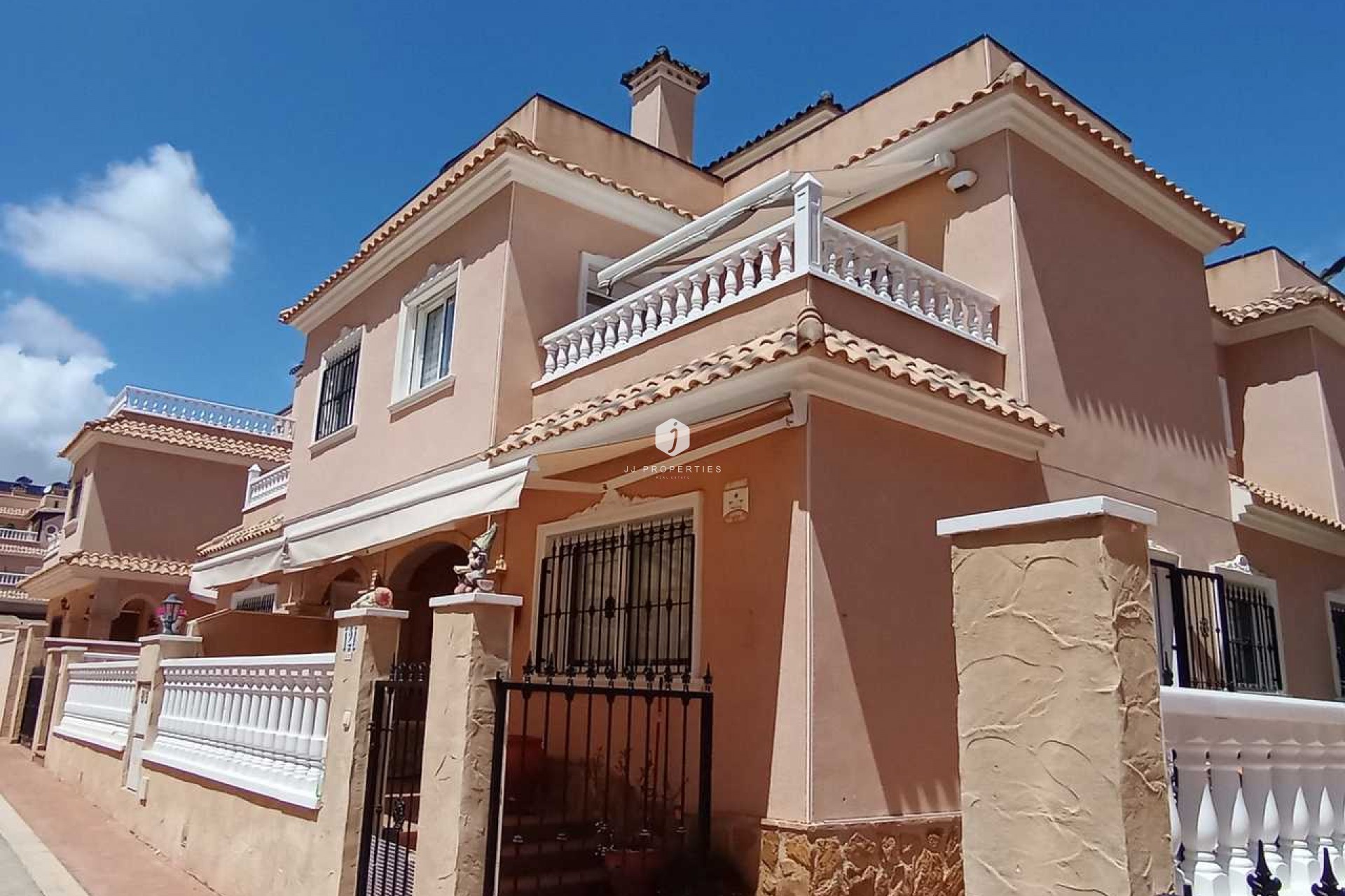 Segunda mano - Chalet -
Los Dolses - Inland
