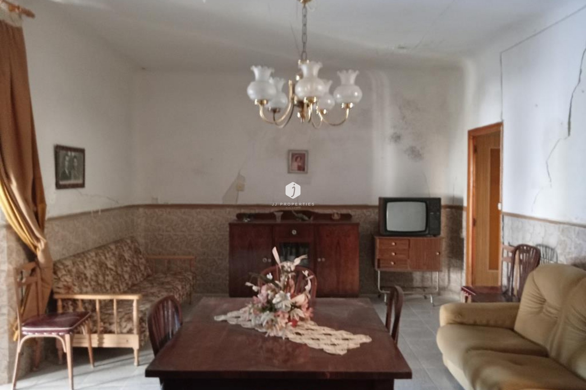 Segunda mano - Chalet -
Los Montesinos