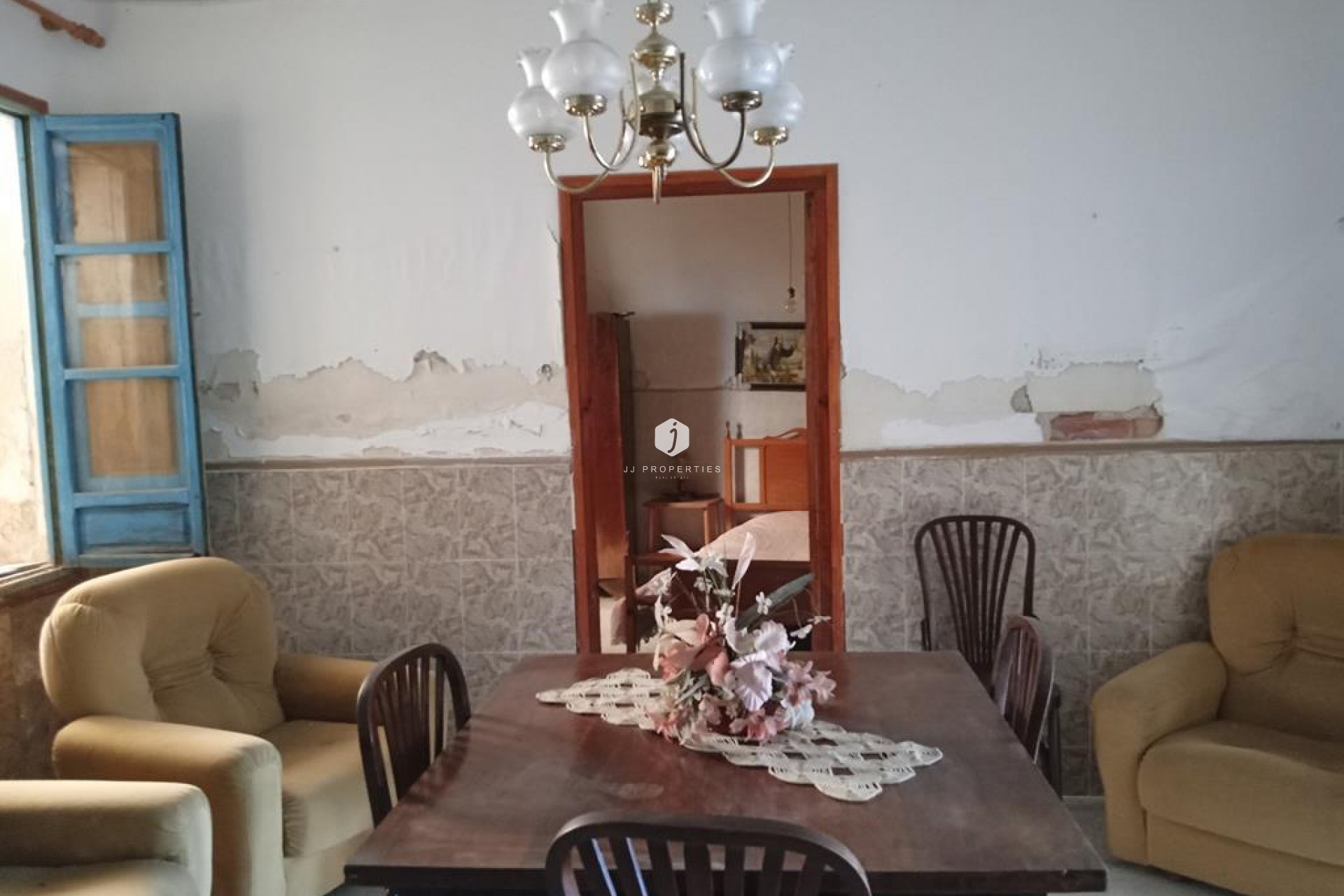 Segunda mano - Chalet -
Los Montesinos