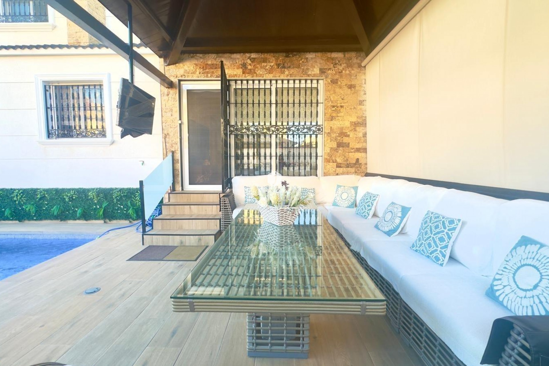 Segunda mano - Chalet -
Orihuela Costa - La Zenia