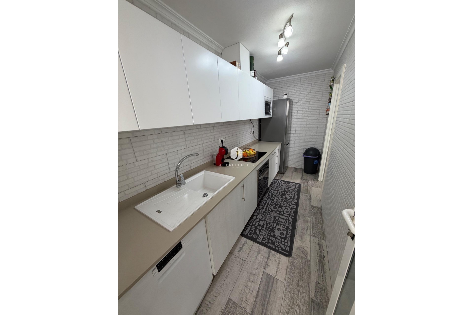 Segunda mano - Chalet -
Orihuela Costa - La Zenia