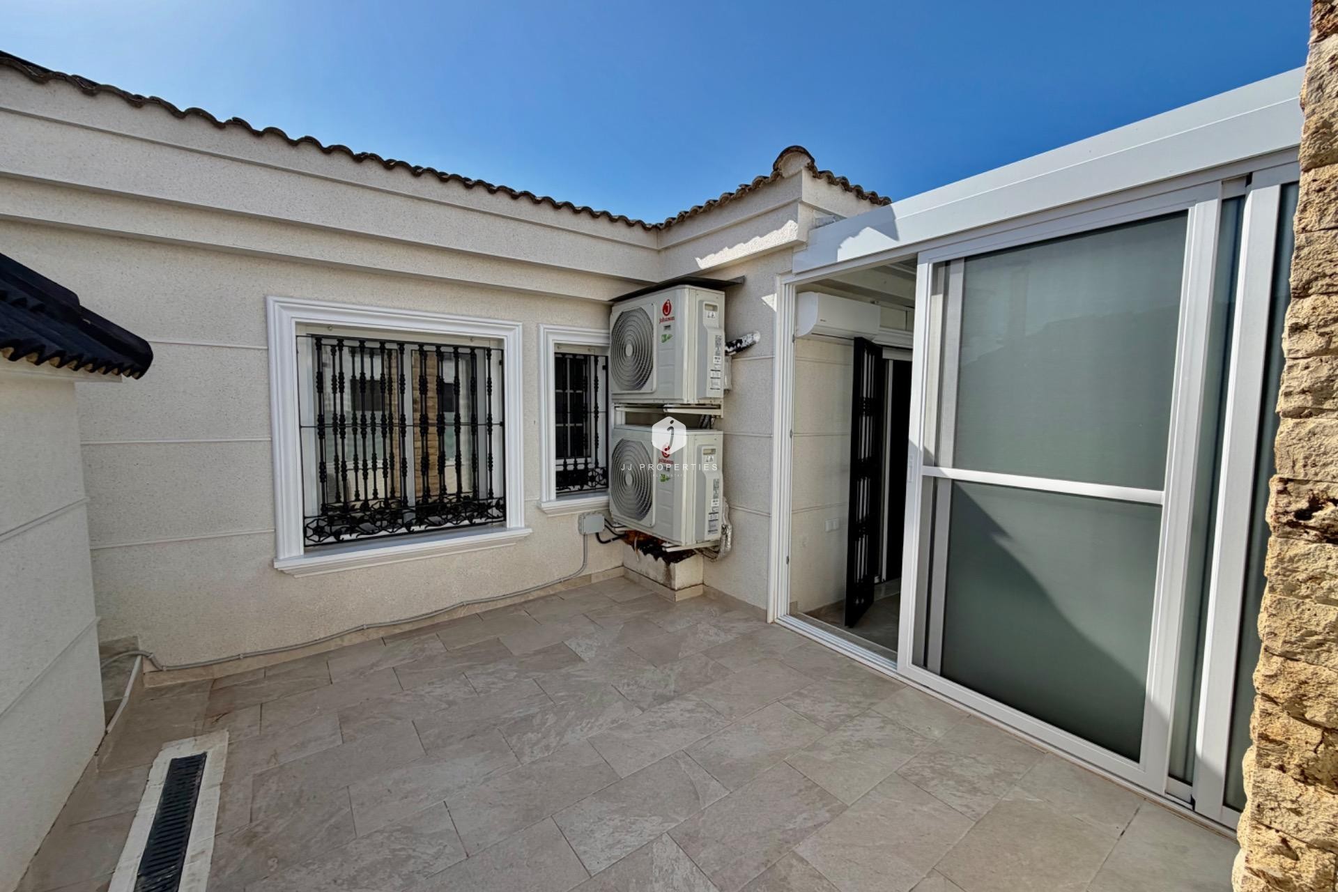 Segunda mano - Chalet -
Orihuela Costa - La Zenia