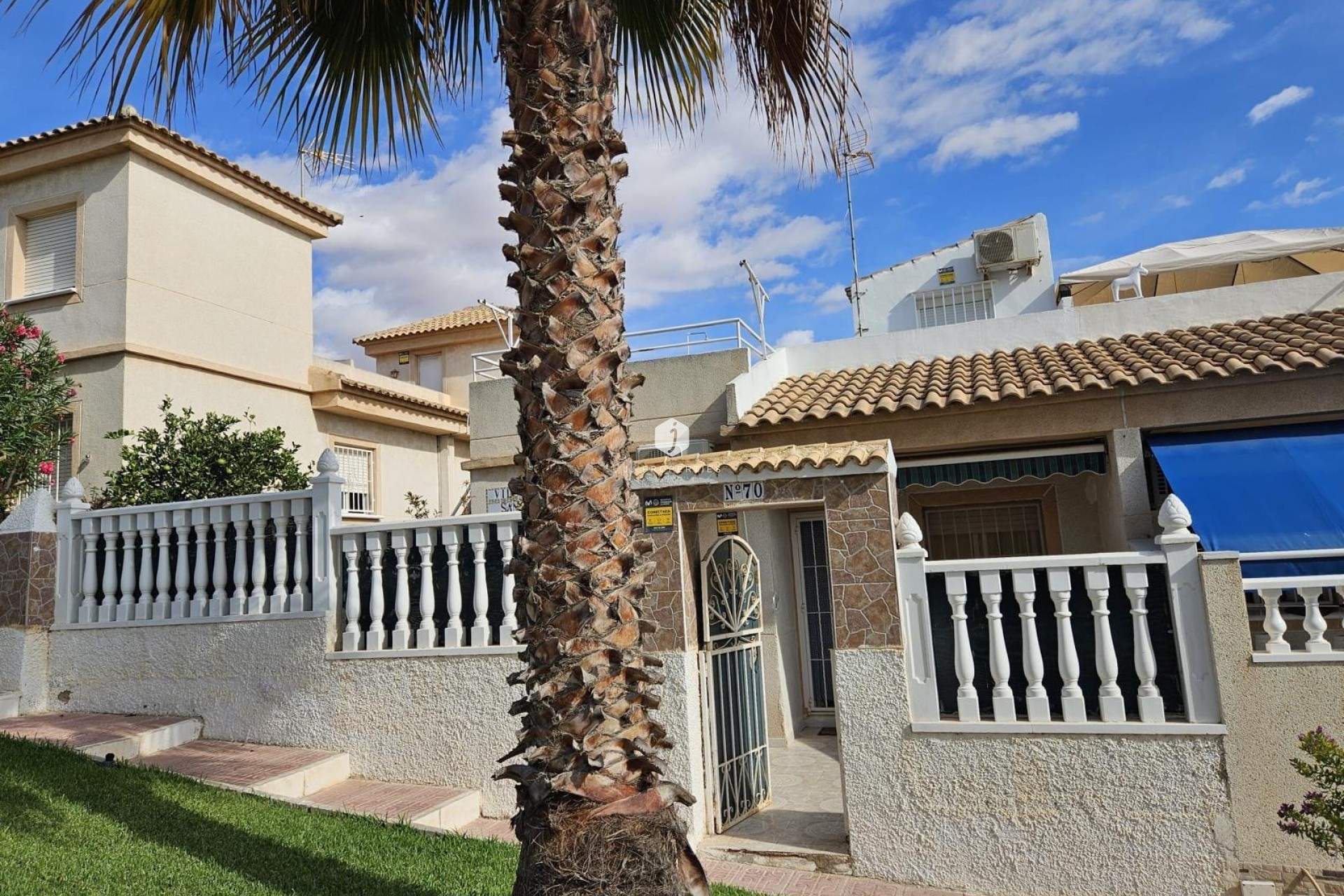 Segunda mano - Chalet -
Orihuela Costa - Los Altos