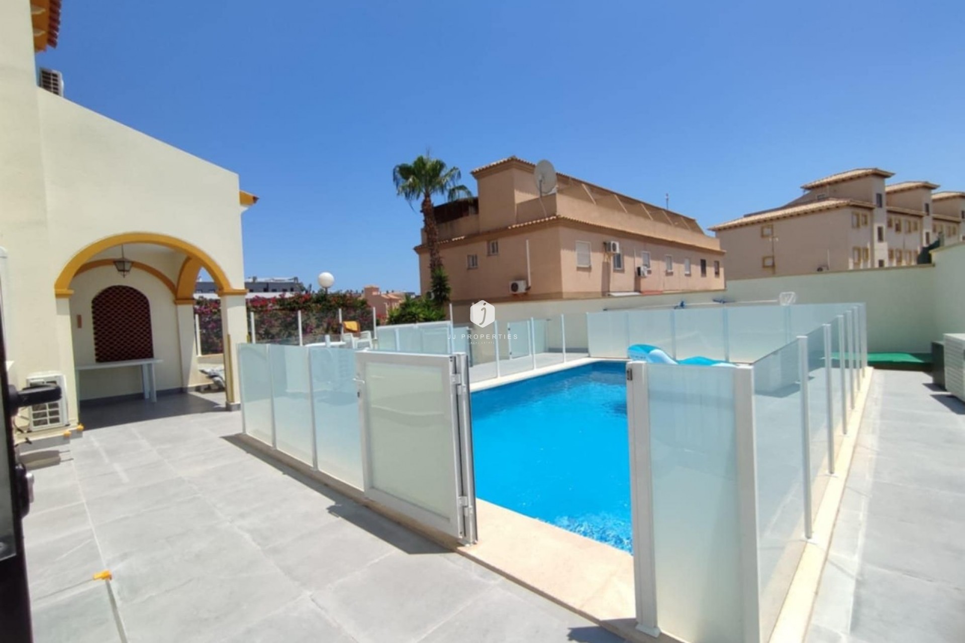 Segunda mano - Chalet -
Playa Flamenca - Costa Blanca