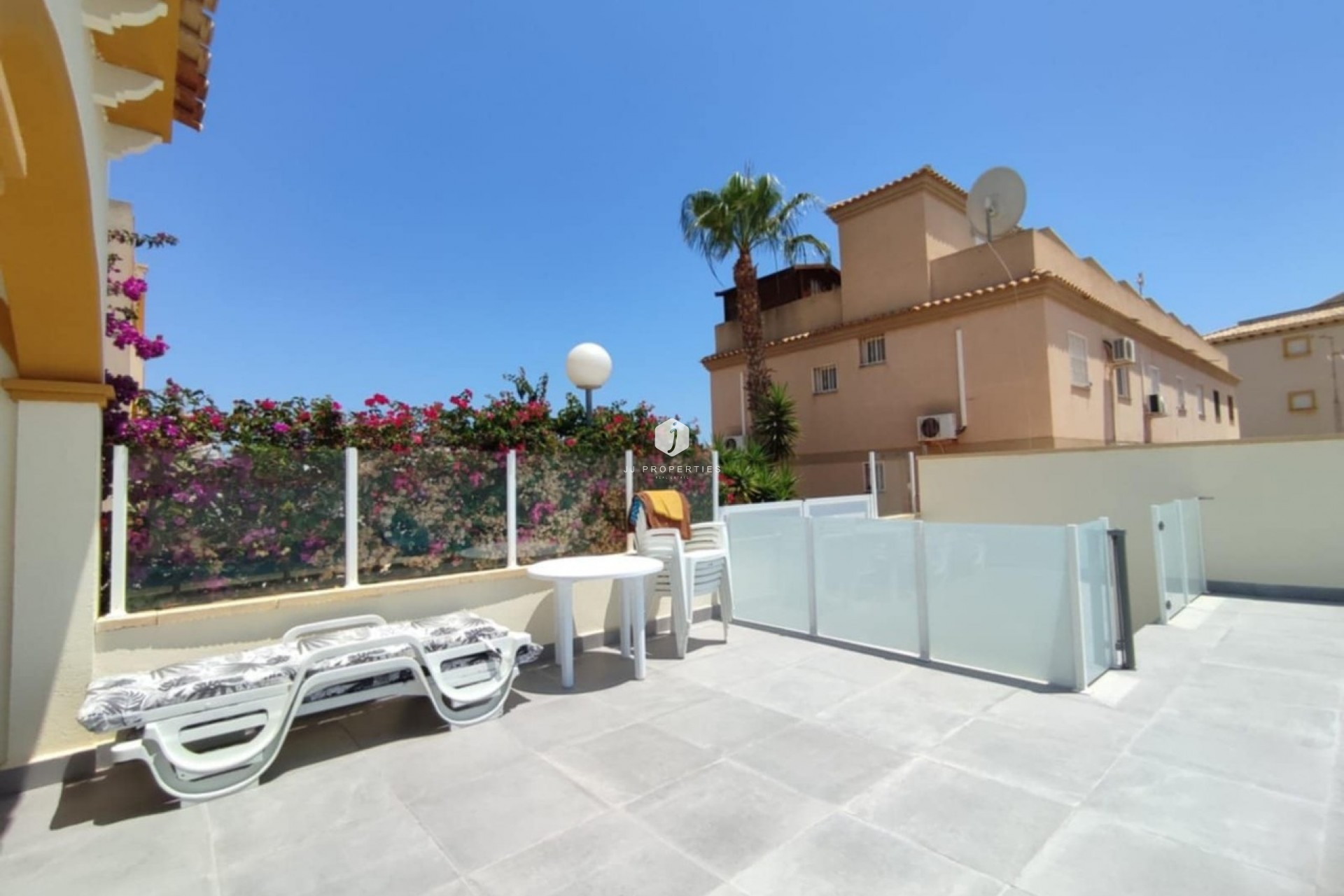 Segunda mano - Chalet -
Playa Flamenca - Costa Blanca