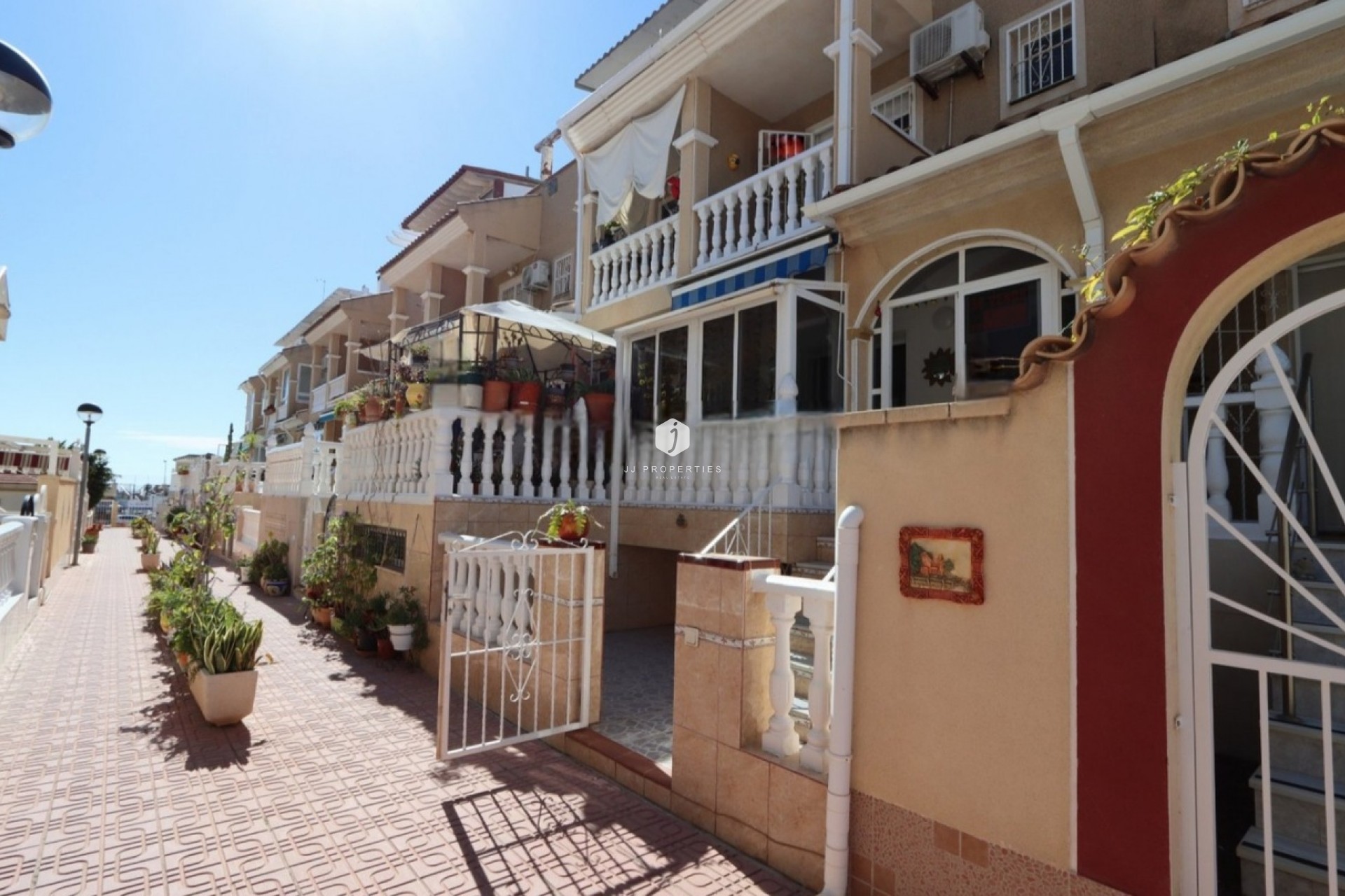 Segunda mano - Chalet -
Playa Flamenca - Costa Blanca