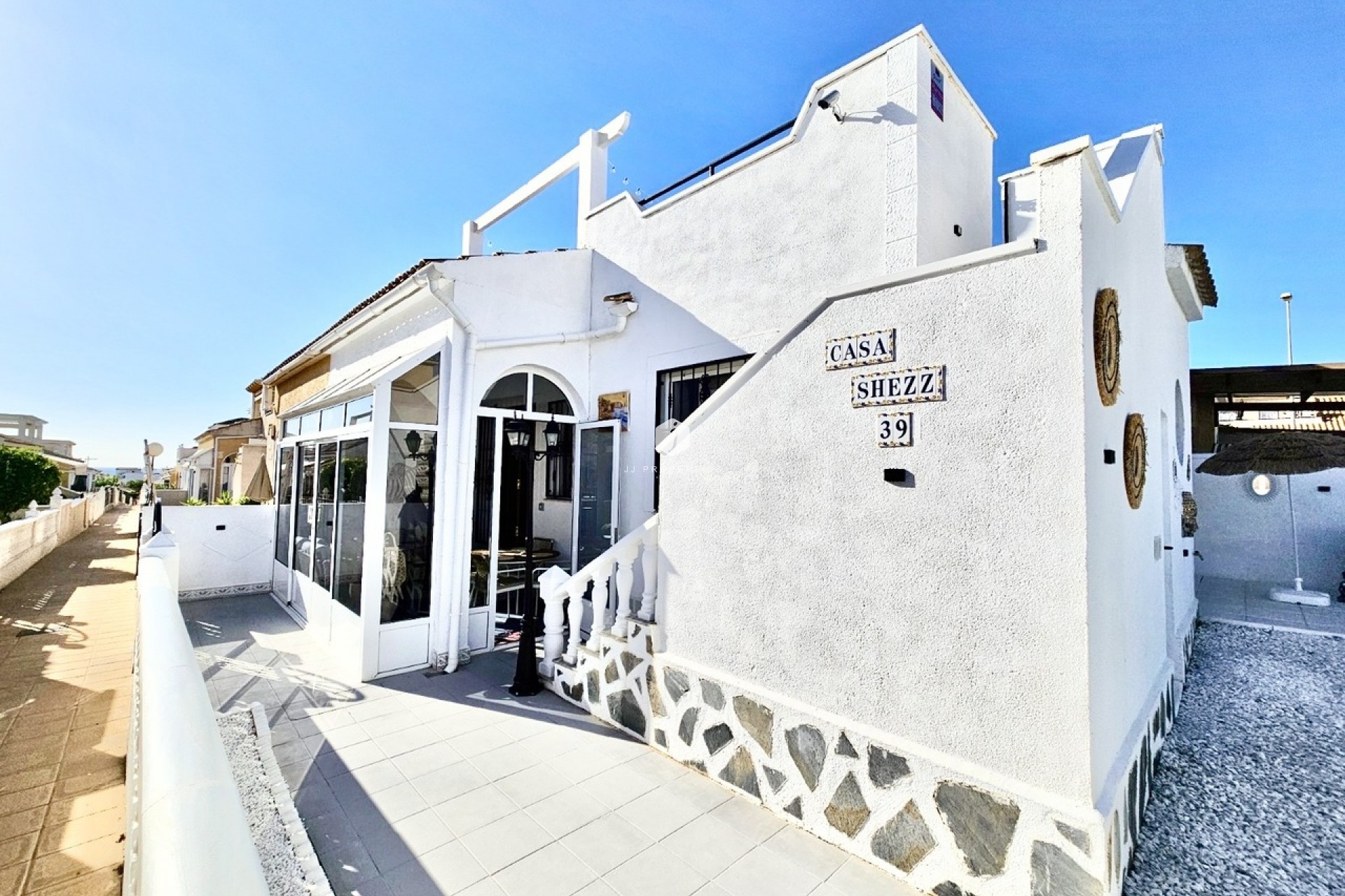 Segunda mano - Chalet -
Punta Prima - Costa Blanca