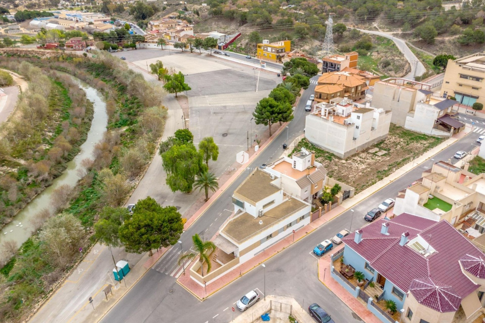 Segunda mano - Chalet -
Rojales