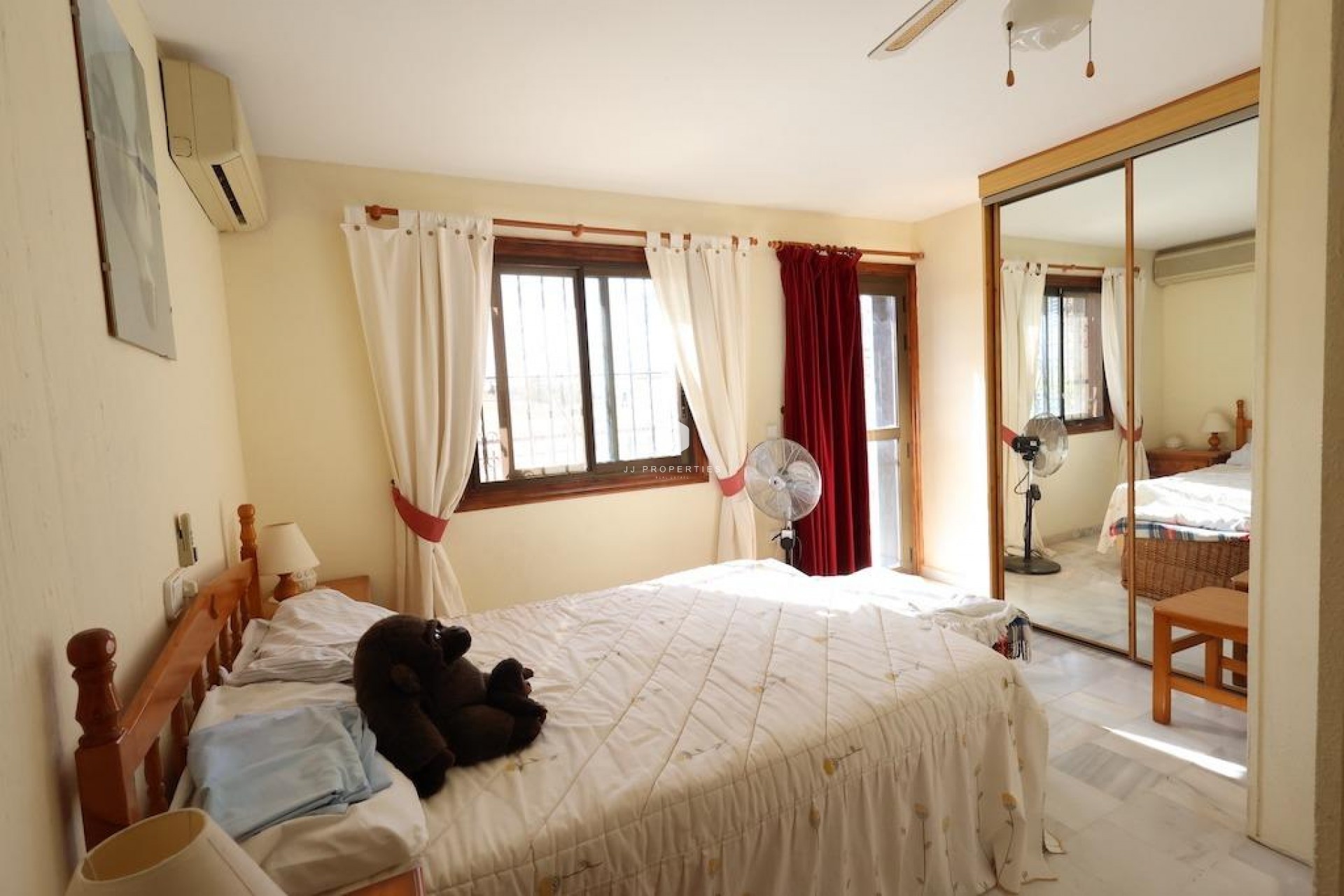 Segunda mano - Chalet -
San Miguel de Salinas - Inland