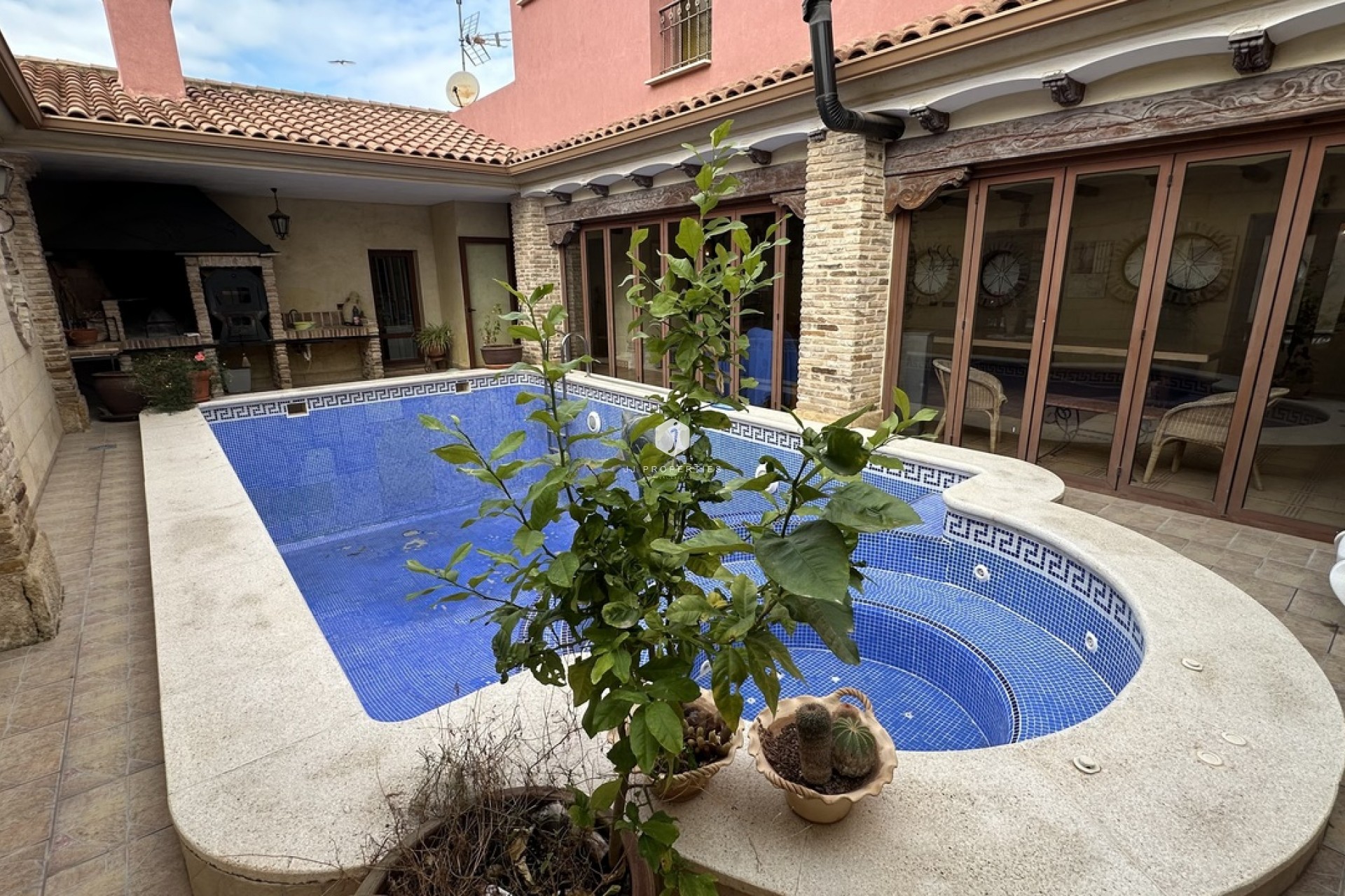 Segunda mano - Chalet -
San Miguel de Salinas - Inland