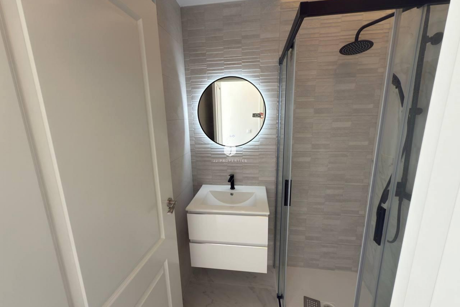 Segunda mano - Chalet -
Torrevieja - Aguas Nuevas 1