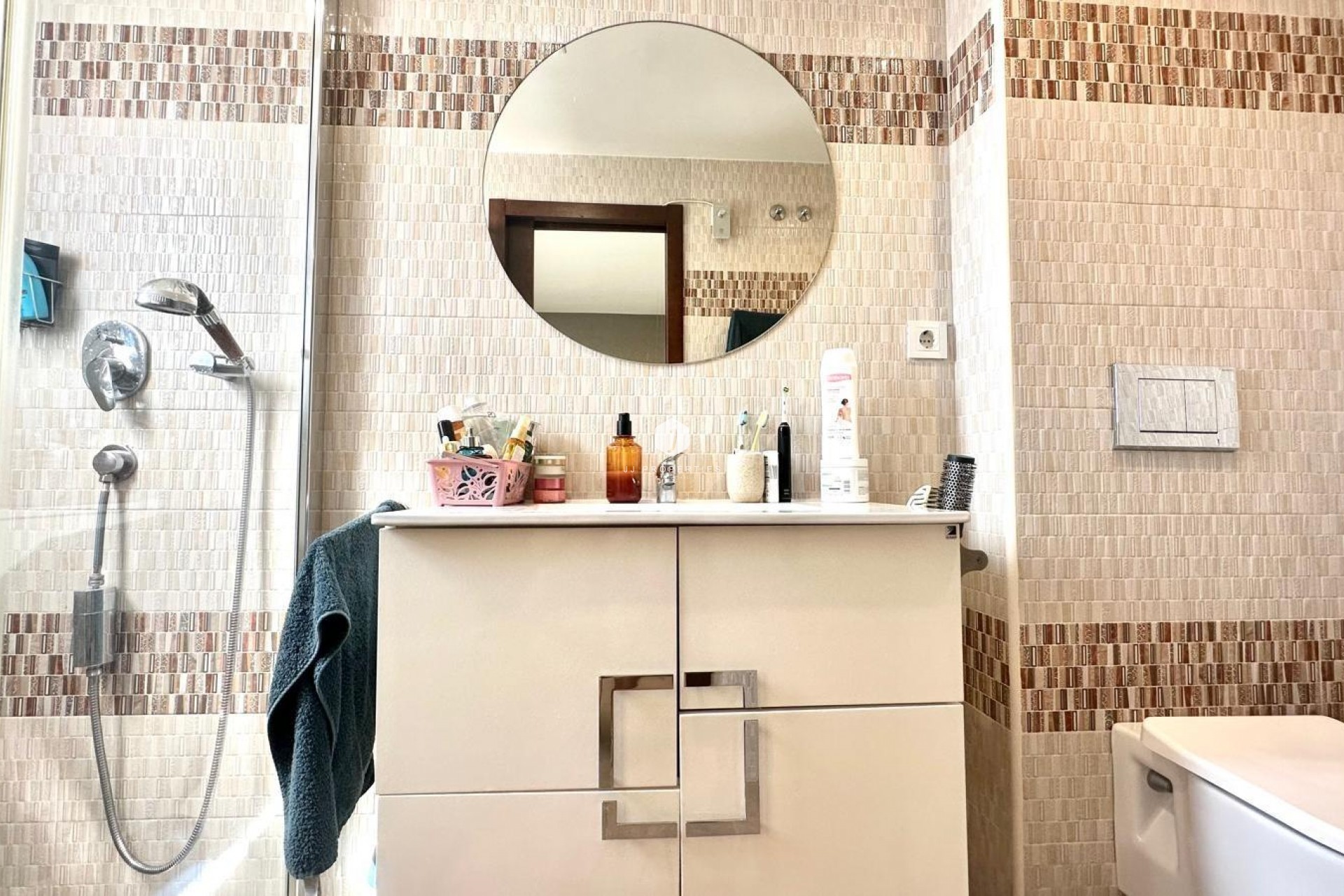 Segunda mano - Chalet -
Torrevieja - aguas nuevas