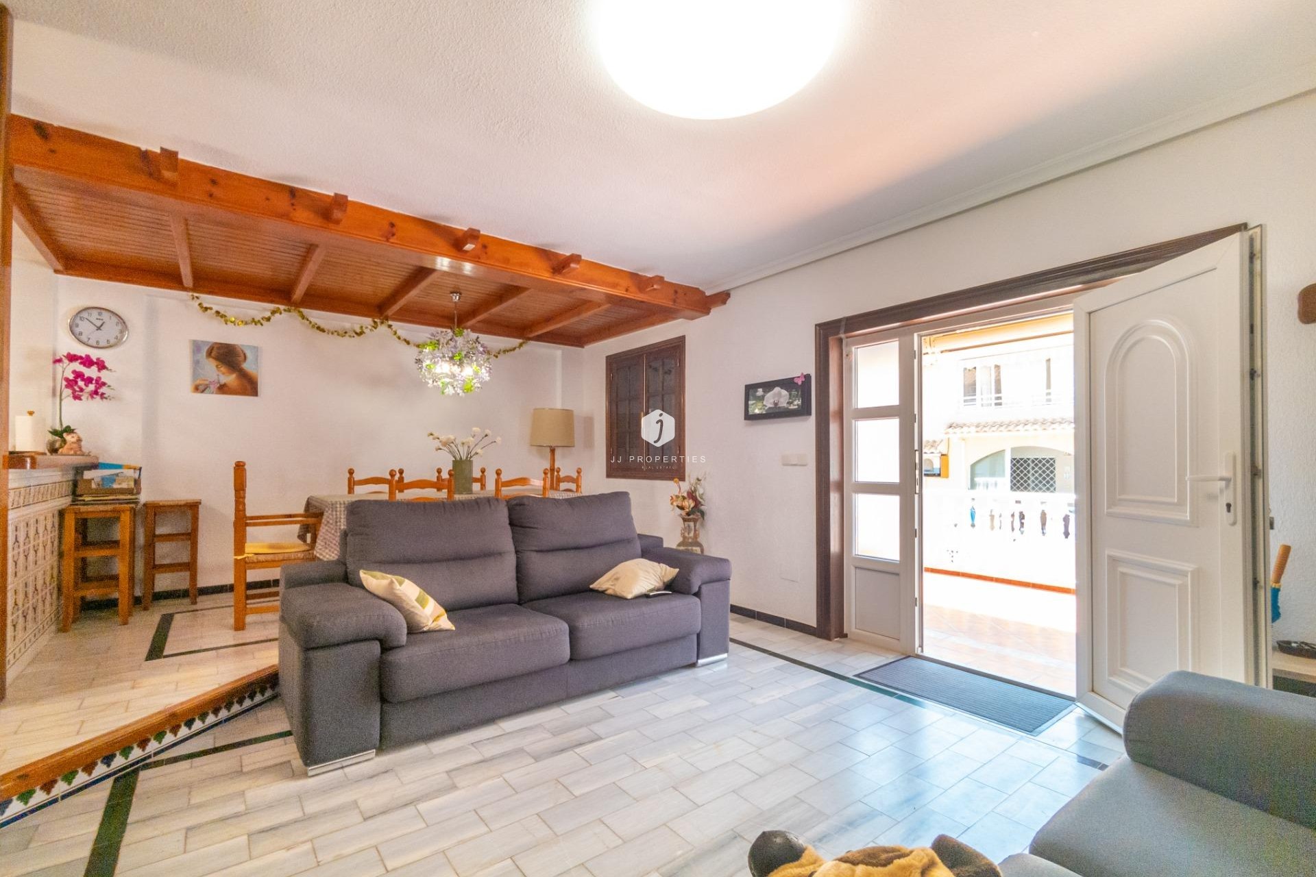 Segunda mano - Chalet -
Torrevieja - Cabo cervera