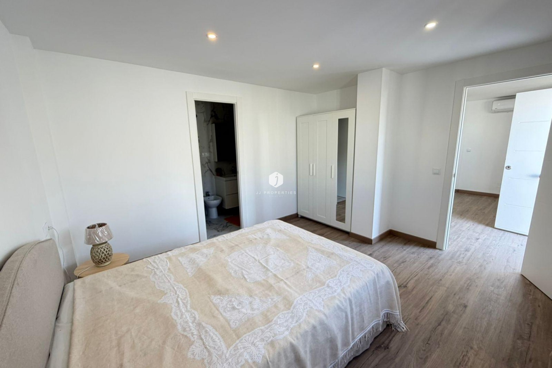 Segunda mano - Chalet -
Torrevieja - Cabo cervera