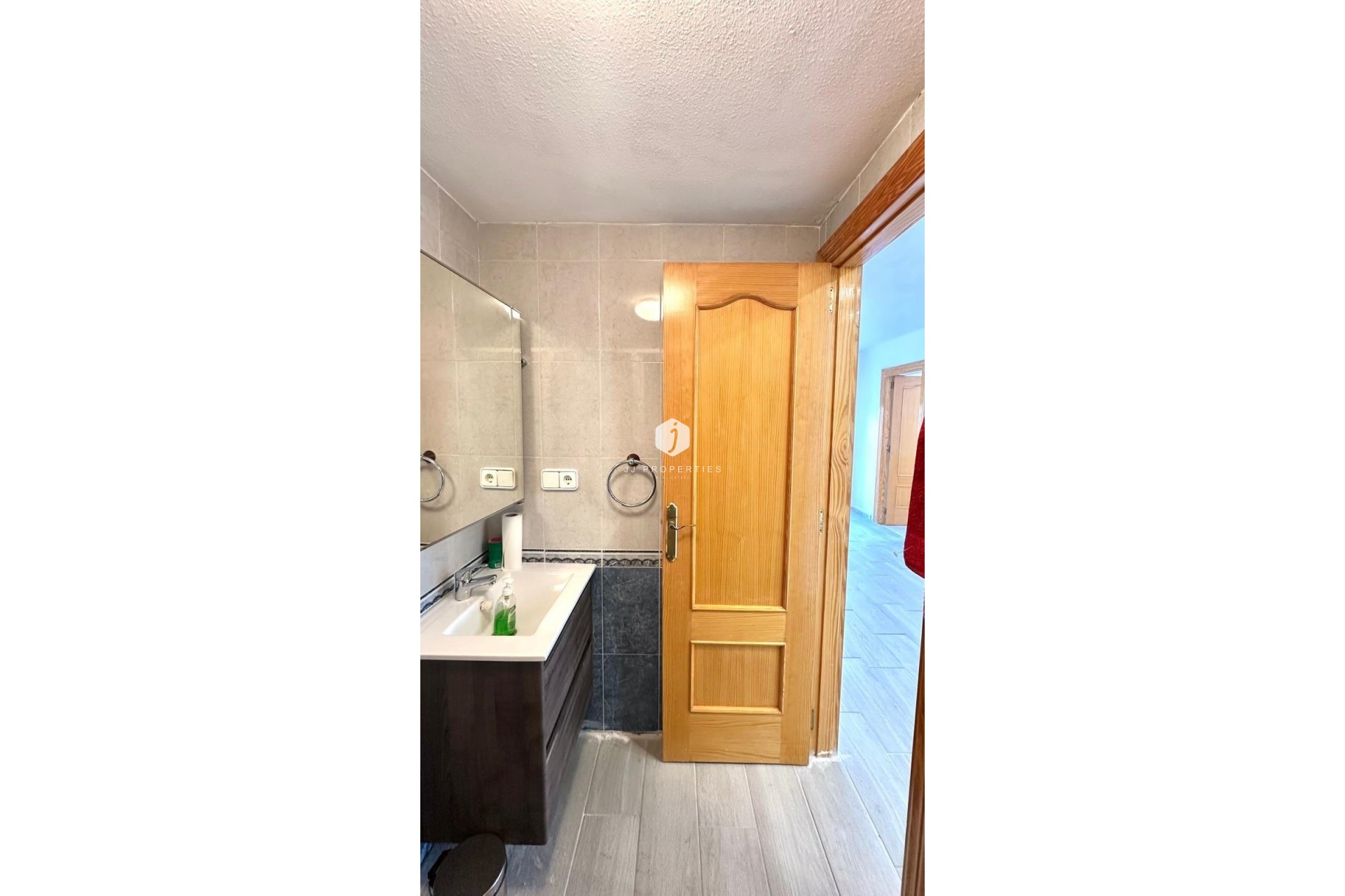 Segunda mano - Chalet -
Torrevieja - Carrefour