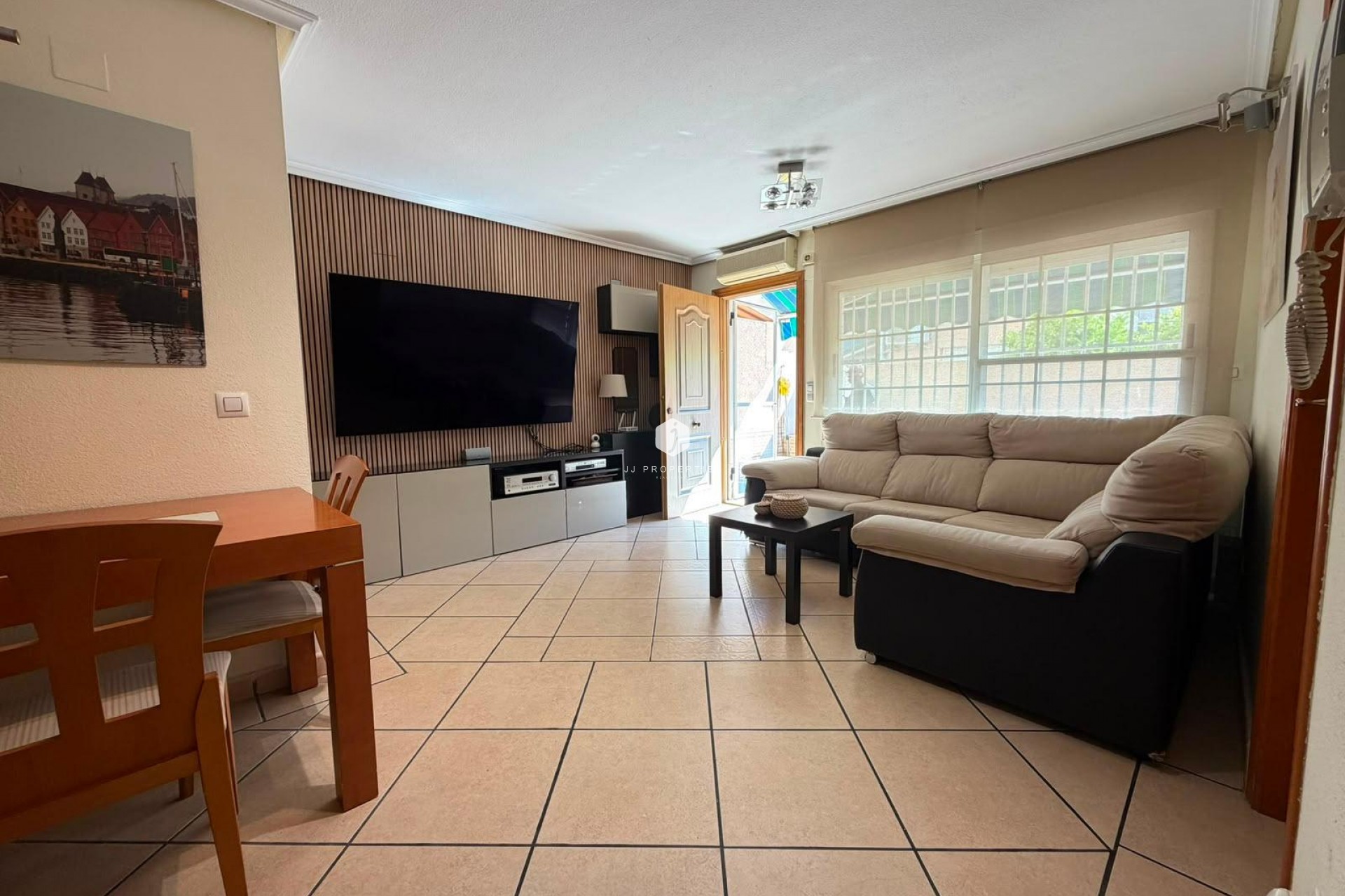 Segunda mano - Chalet -
Torrevieja - Carrefour