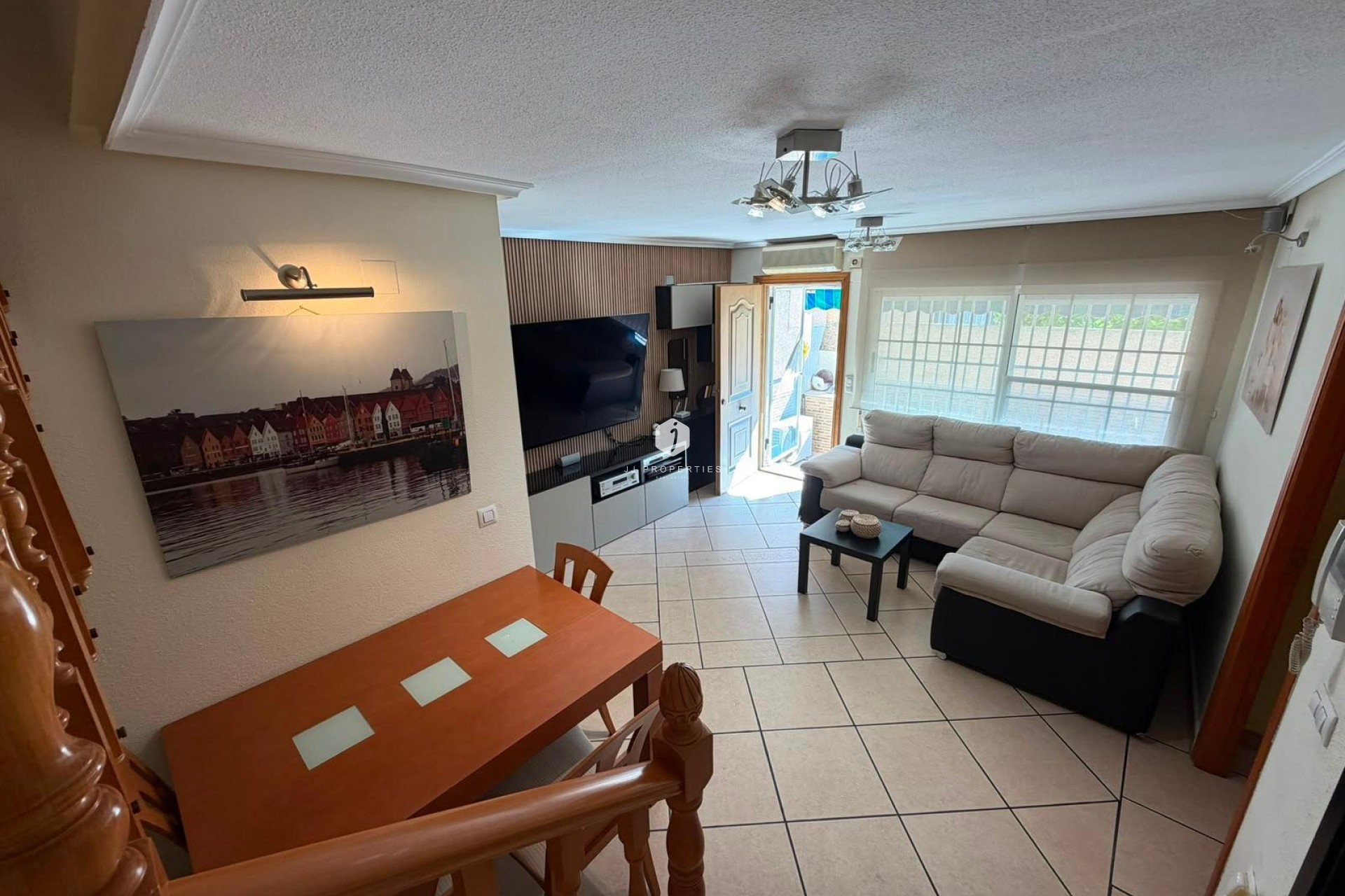 Segunda mano - Chalet -
Torrevieja - Carrefour